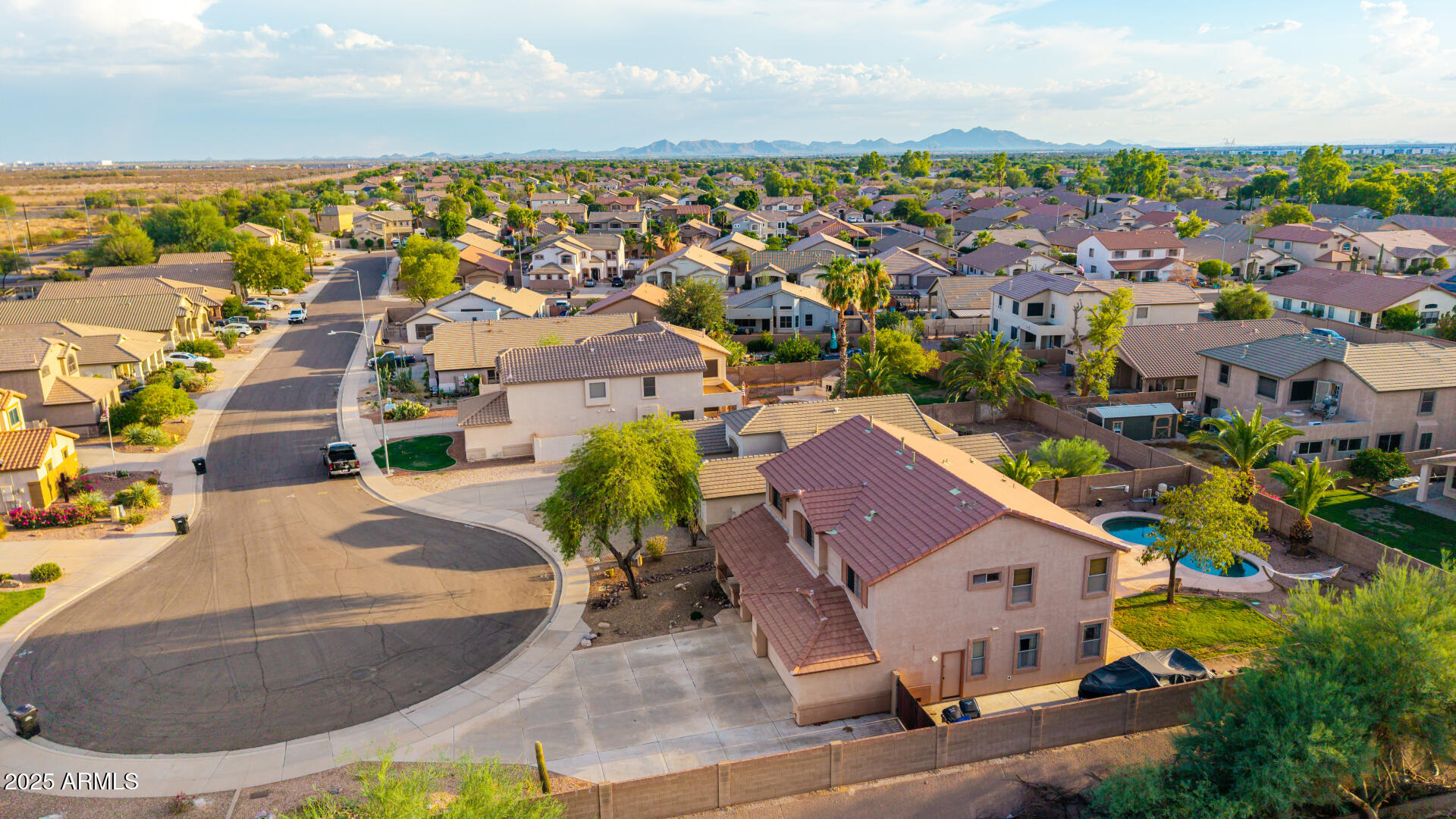 3214 S ADELLE Circle