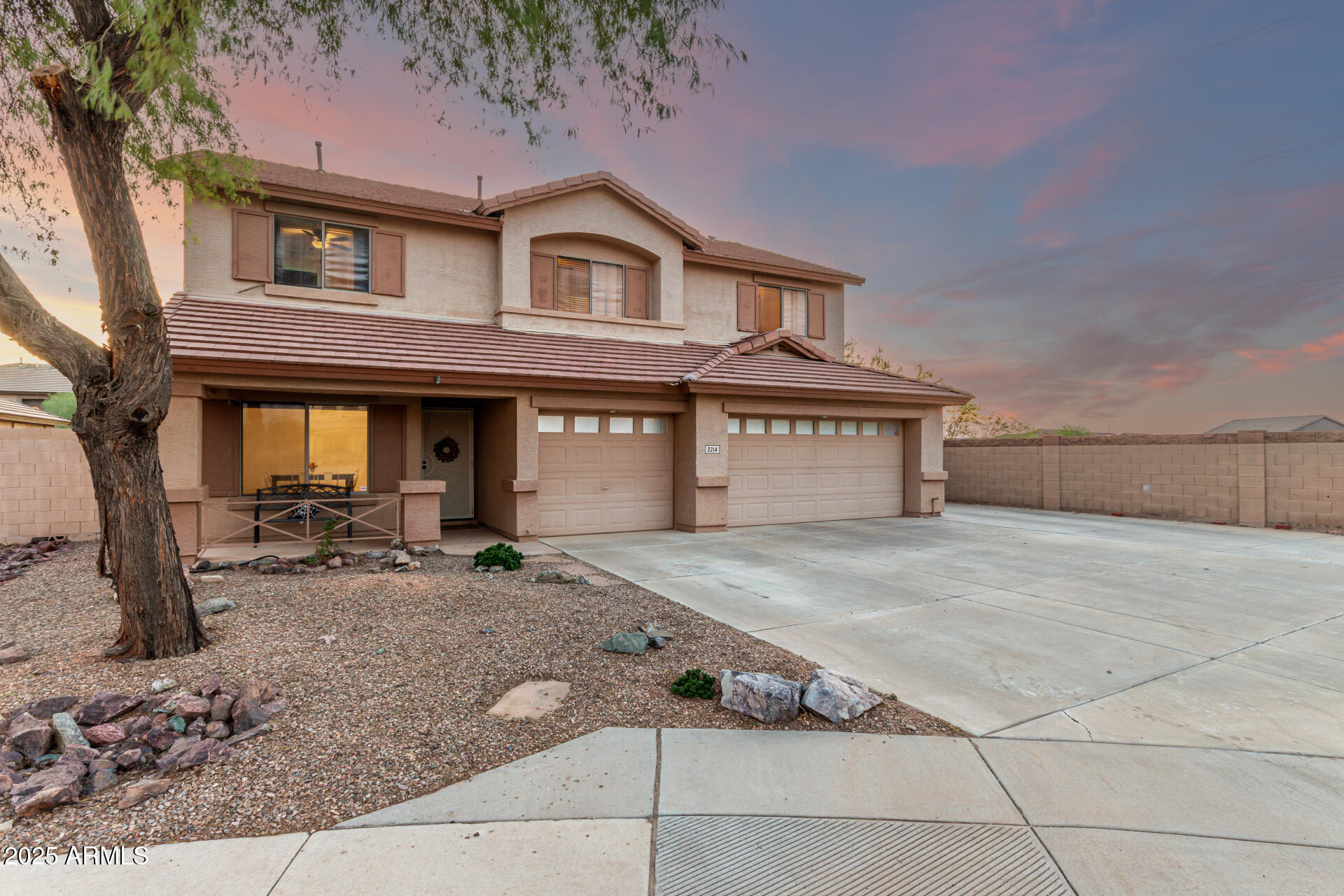 3214 S ADELLE Circle