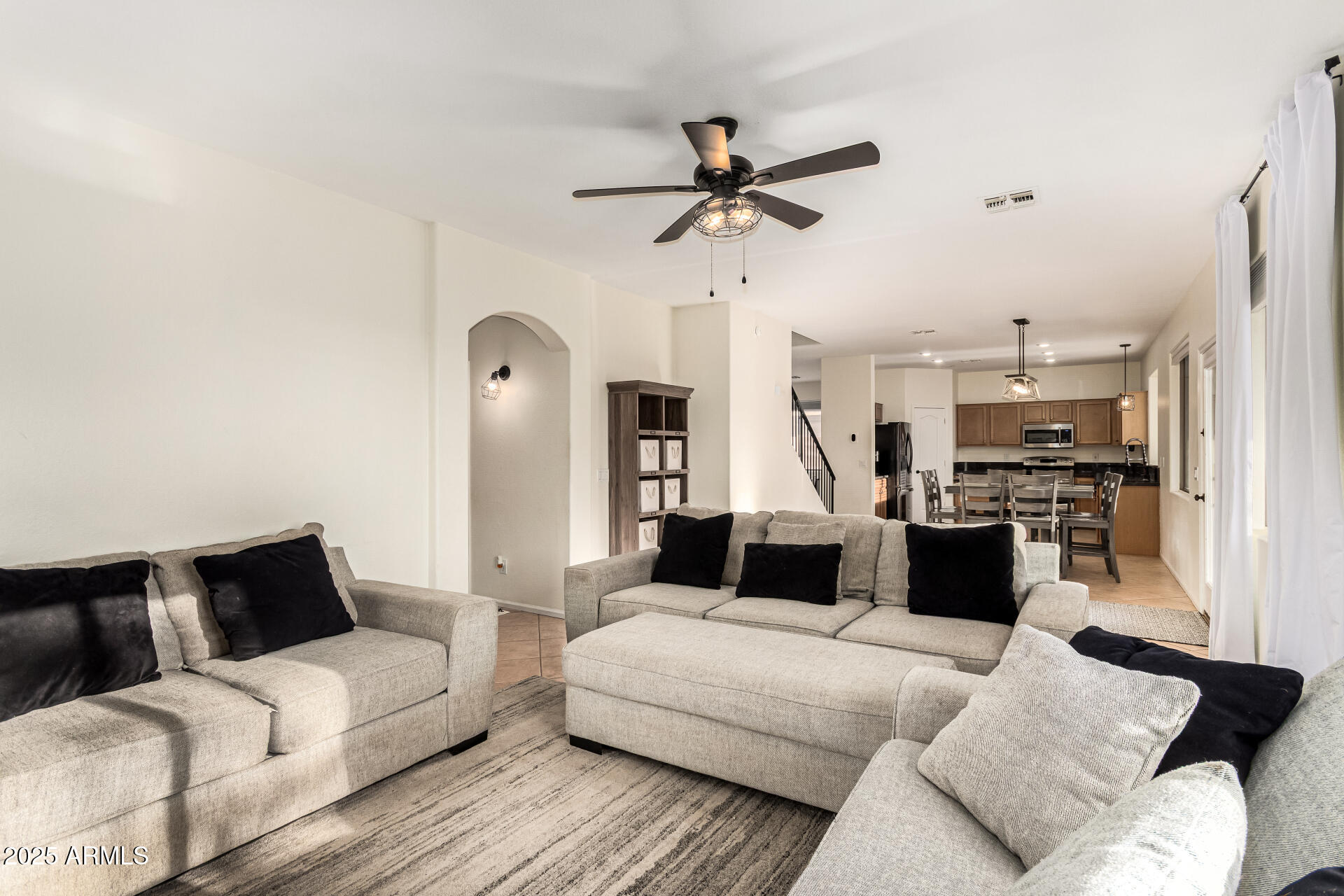 3214 S ADELLE Circle