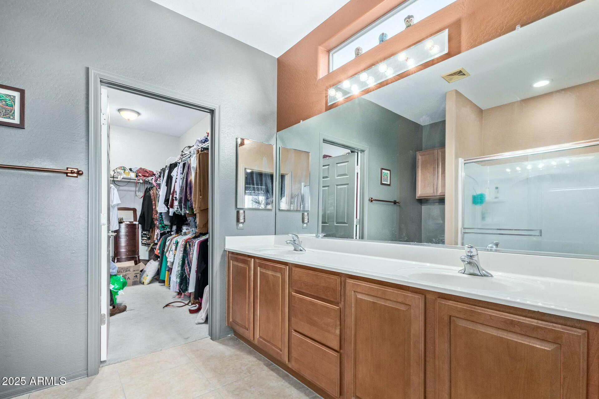 8205 S PIONEER Court