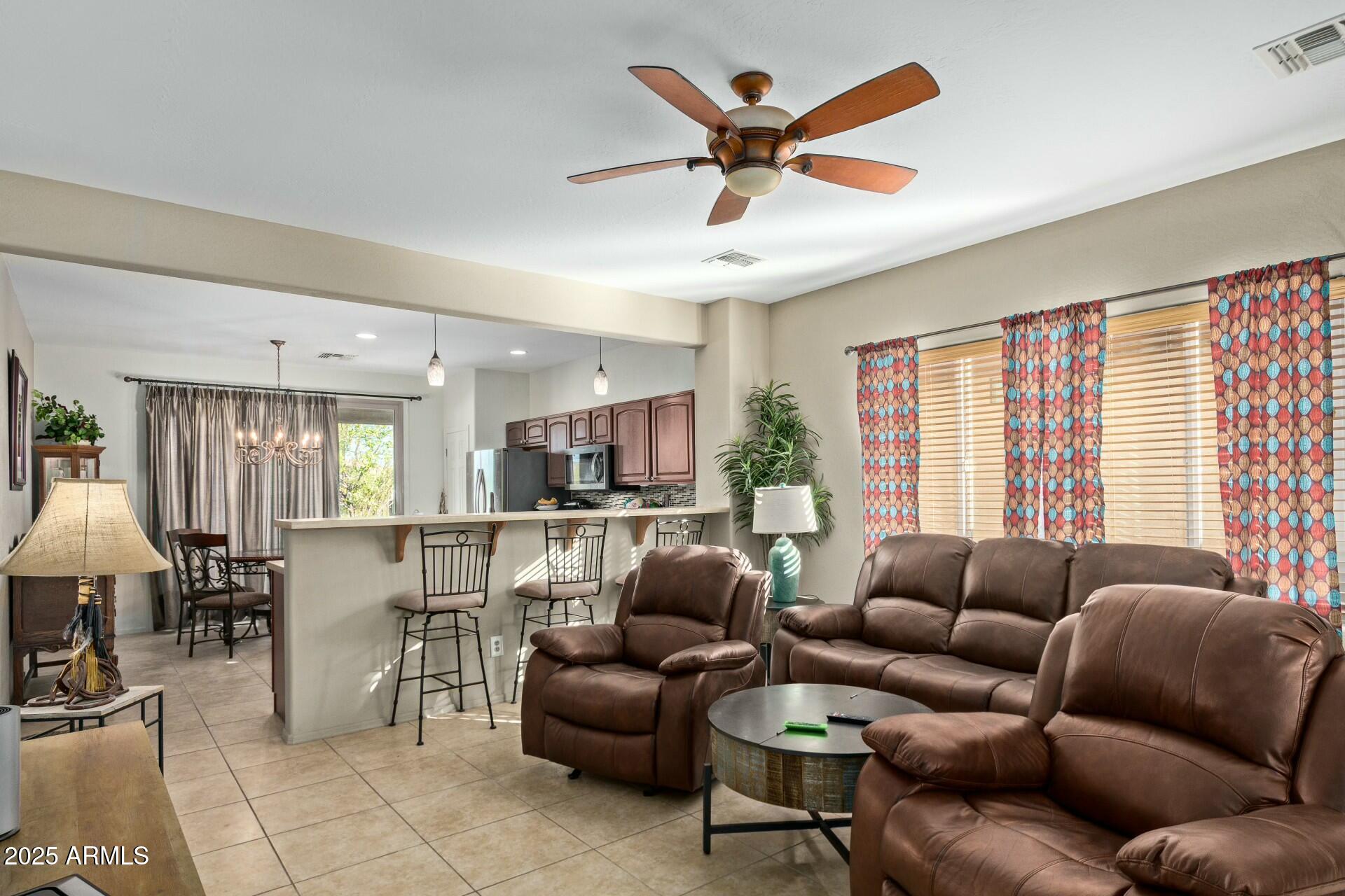 8205 S PIONEER Court