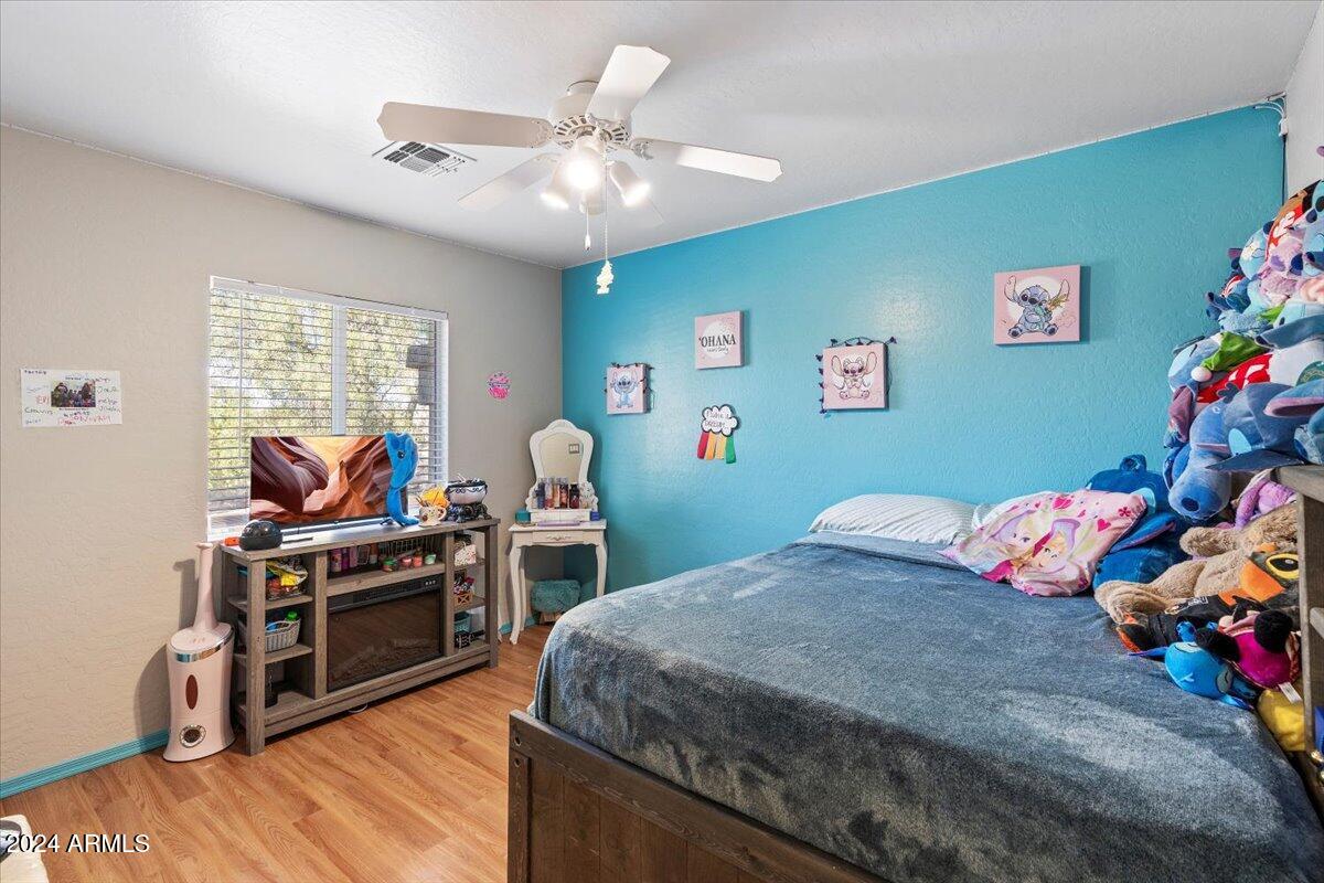 3813 E SIERRITA Road