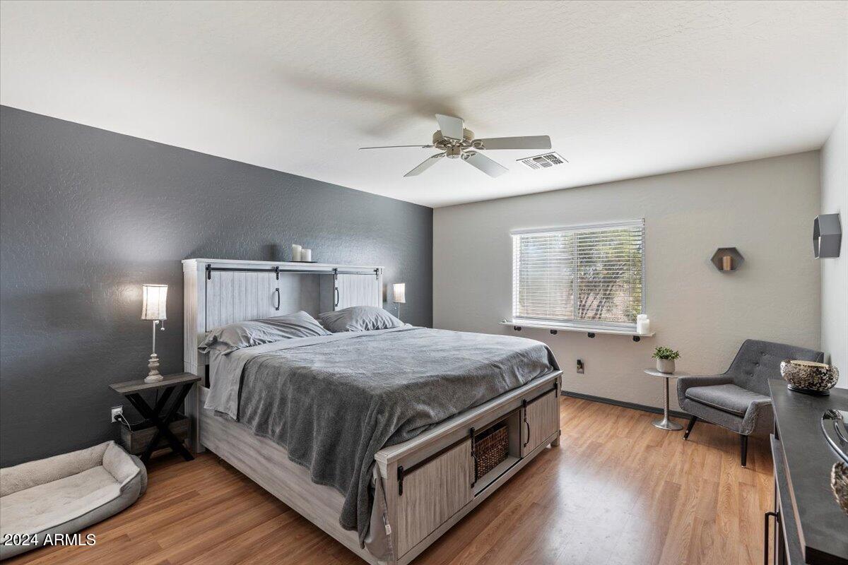 3813 E SIERRITA Road