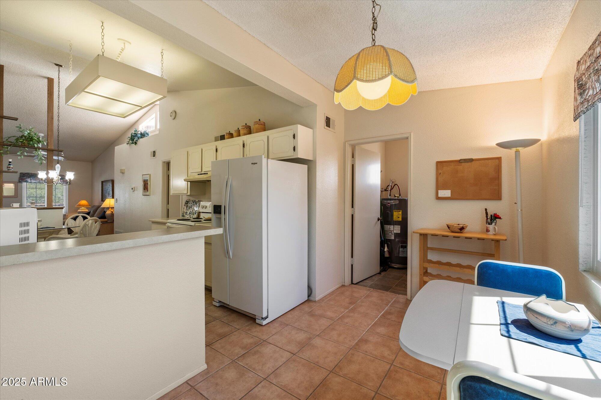 455 S DELAWARE Drive, 122