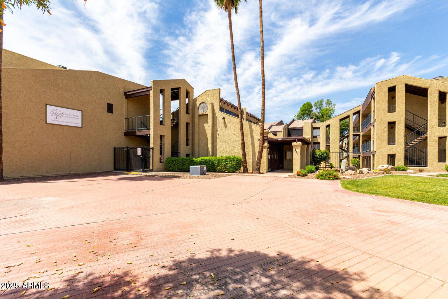 461 W HOLMES Avenue, 224