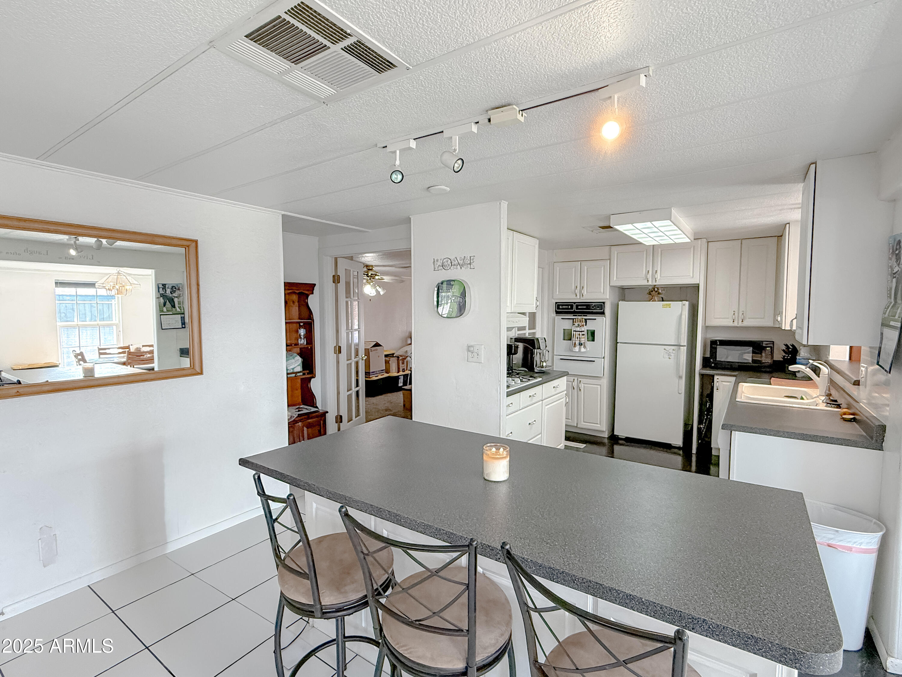 120 N VAL VISTA Drive, 31