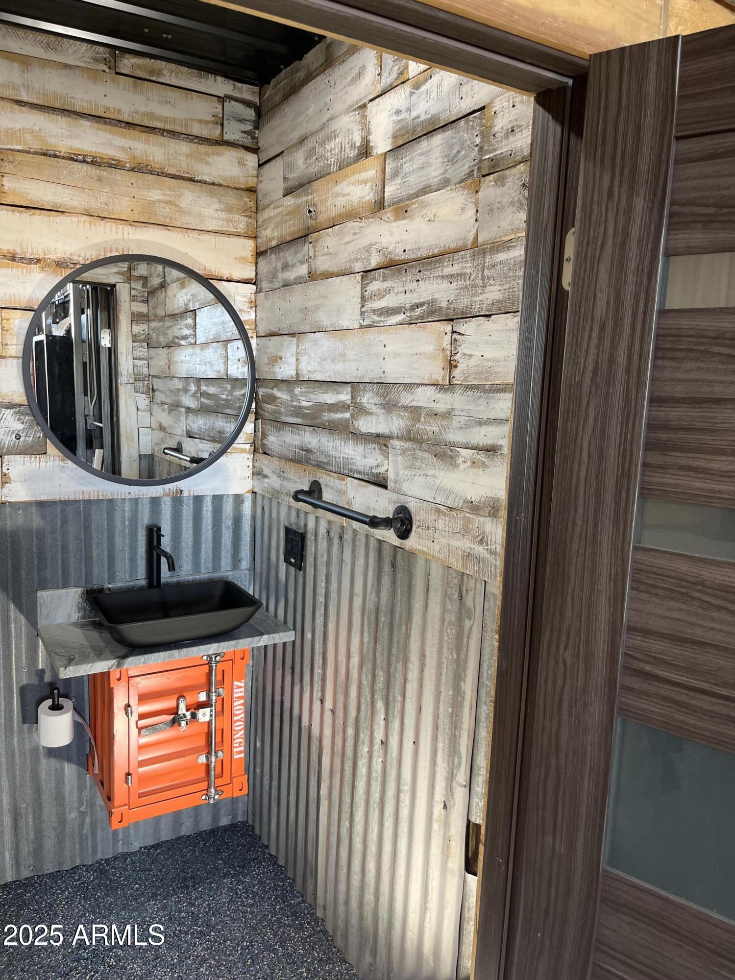 655 S CONESTOGA Road