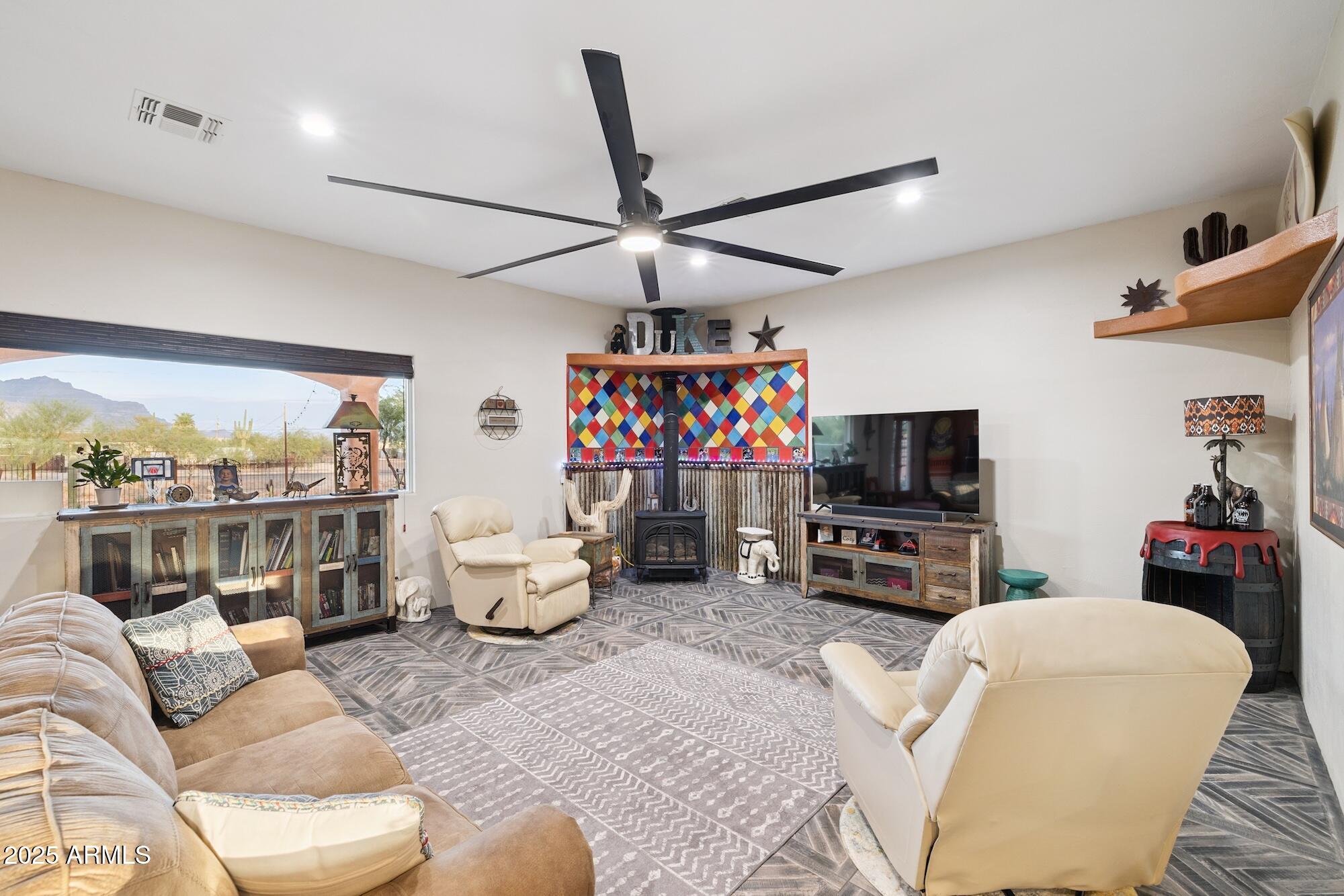 655 S CONESTOGA Road