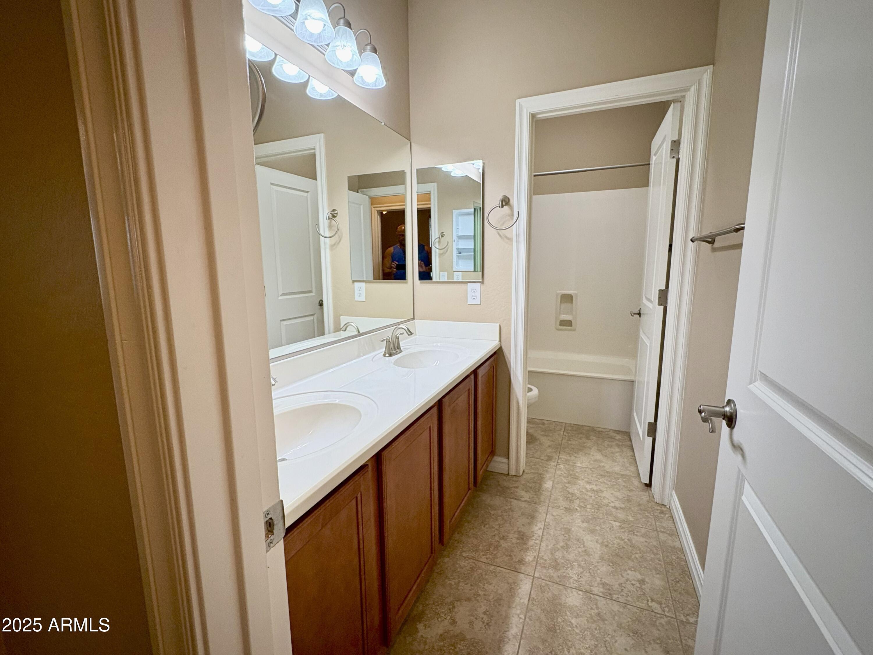 4810 S CALIFORNIA Place