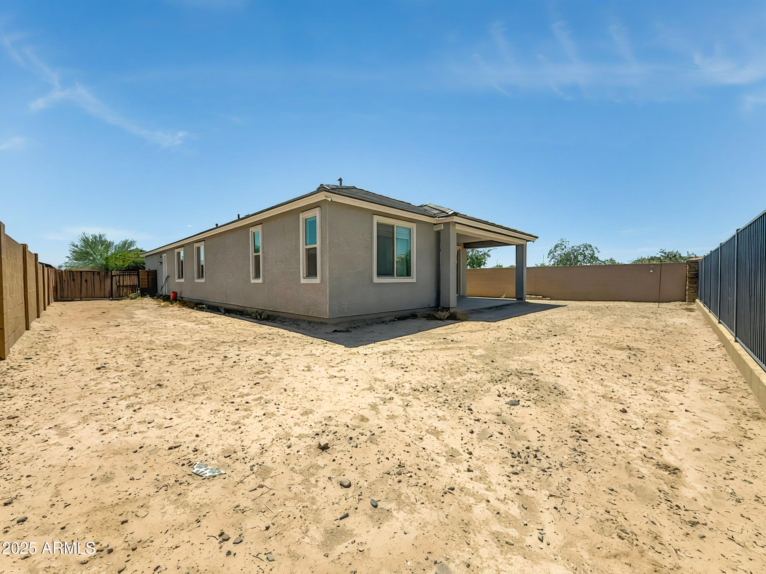 10838 W BUCHANAN Street