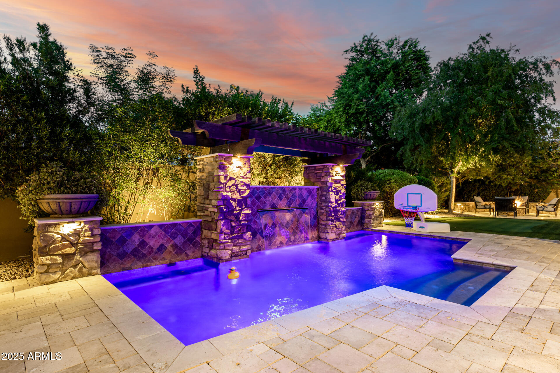 2172 E COCONINO Place