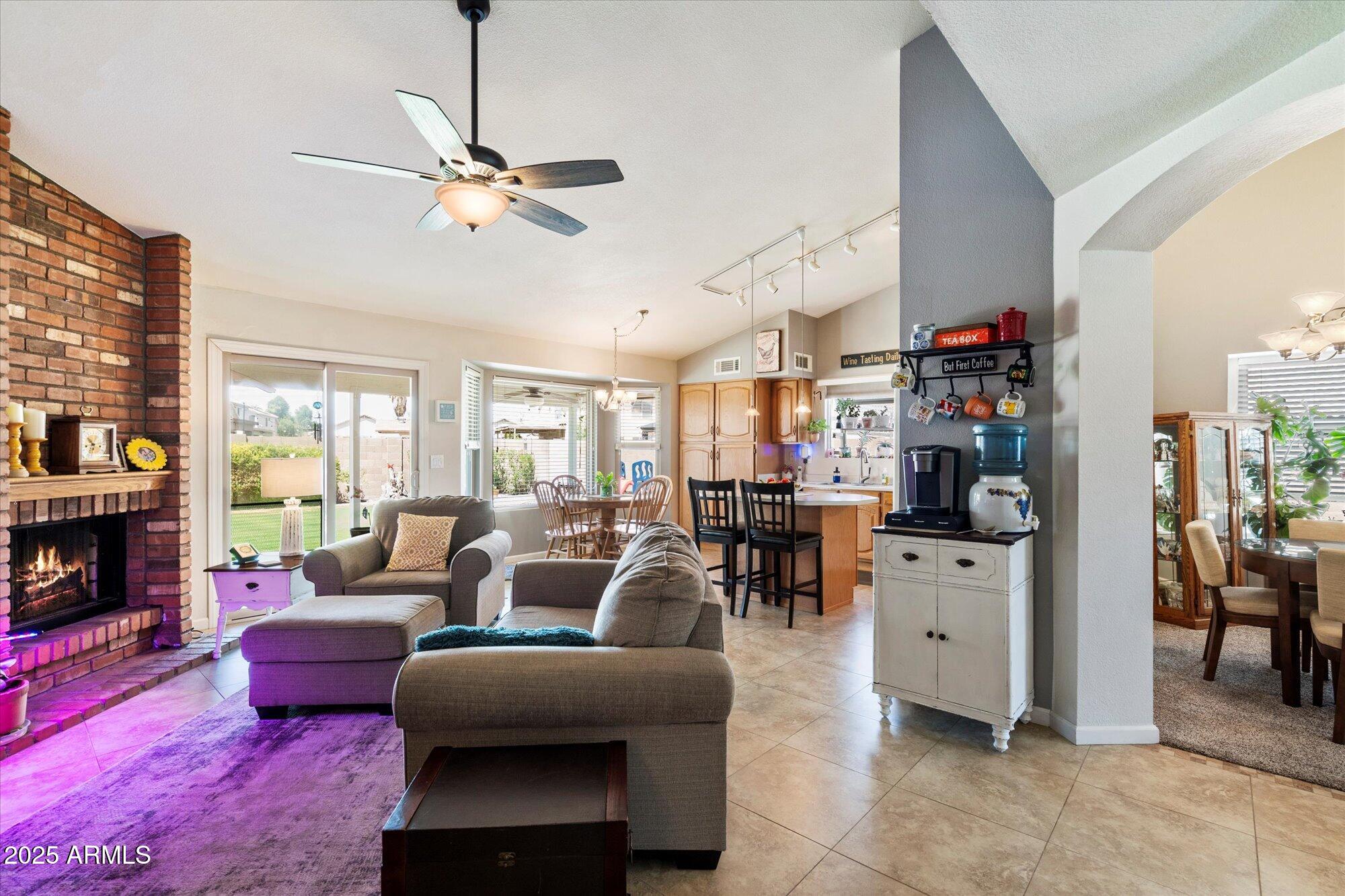 15834 W MEADE Lane
