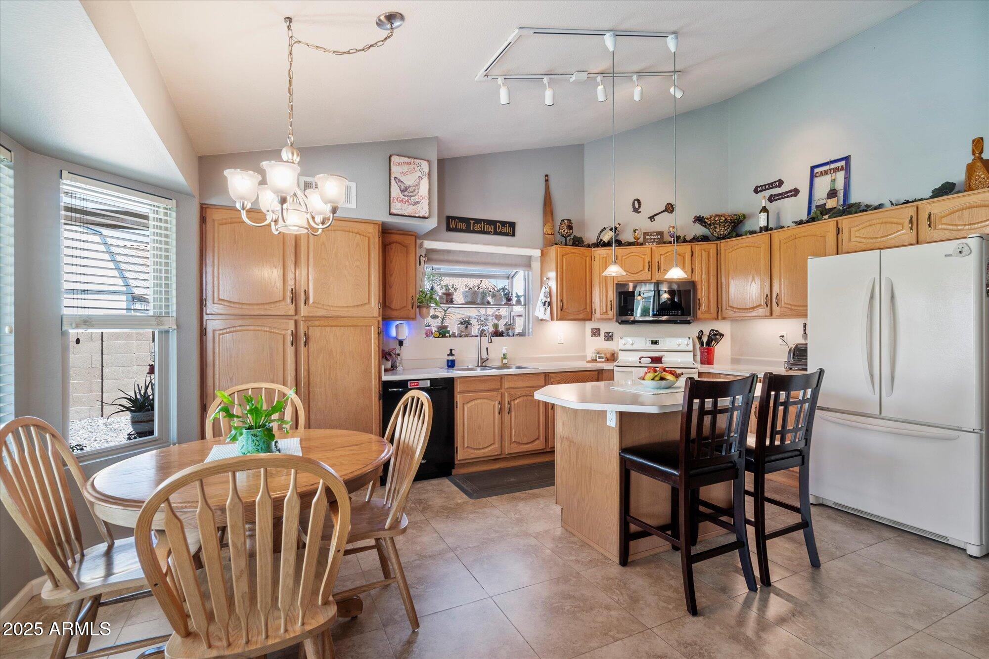 15834 W MEADE Lane