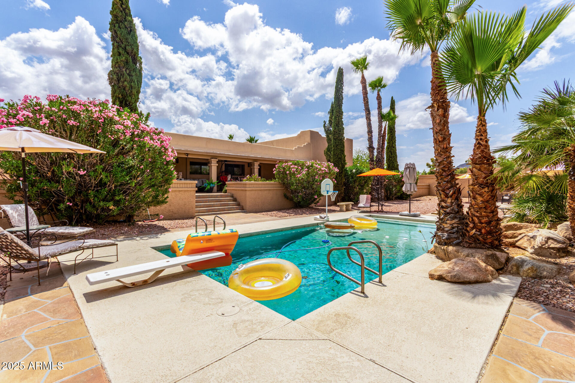 16448 E GLENBROOK Boulevard