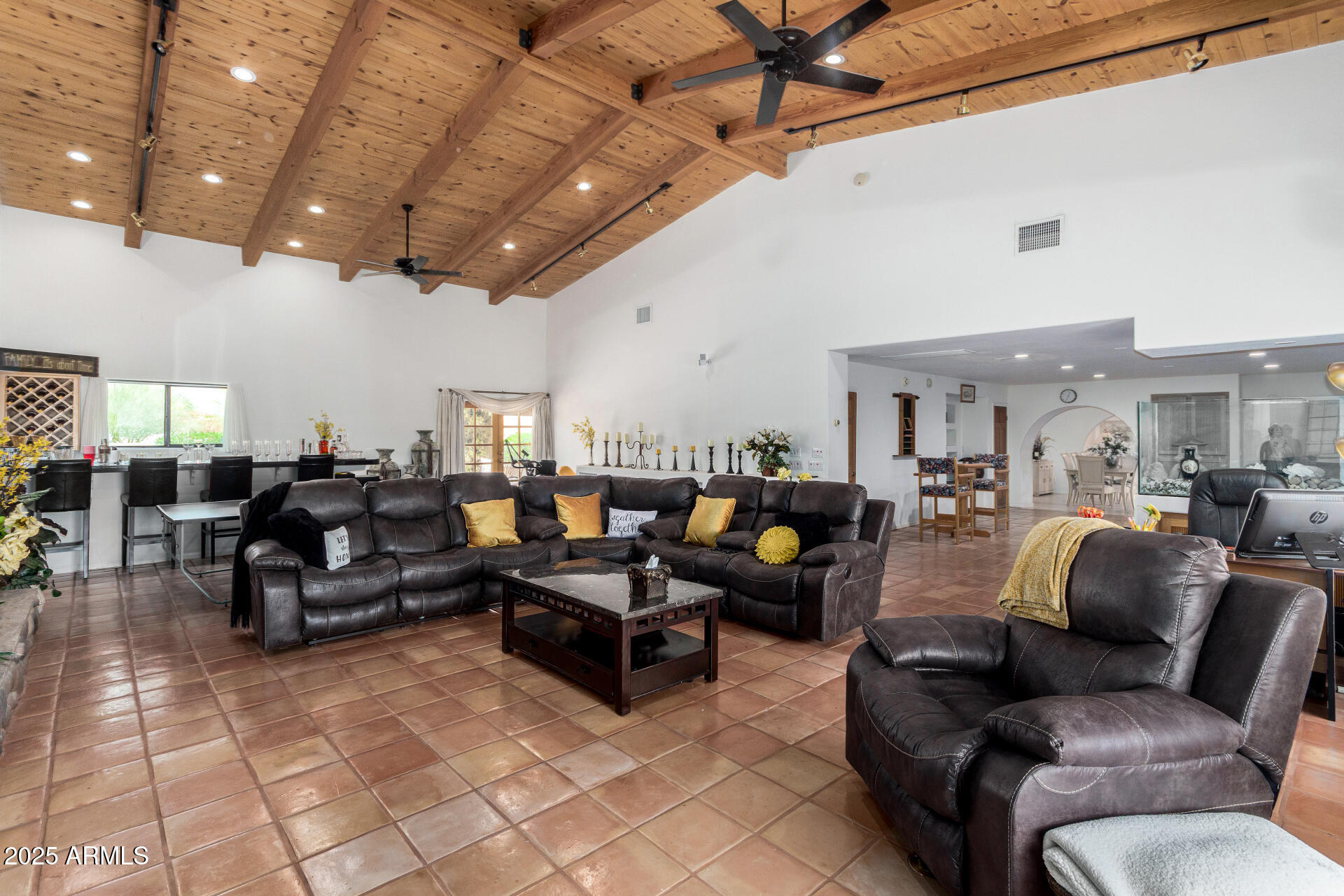 16448 E GLENBROOK Boulevard