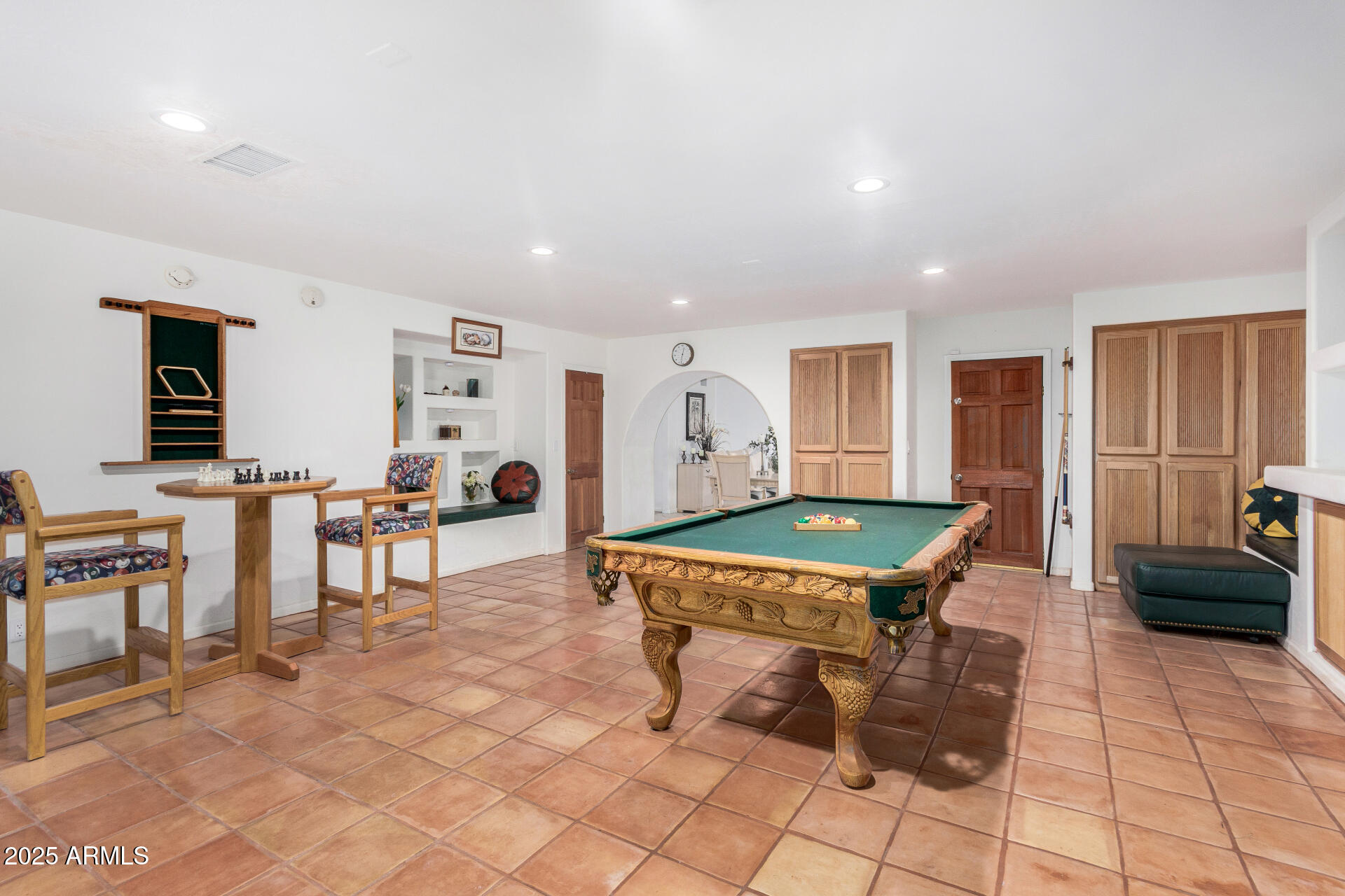 16448 E GLENBROOK Boulevard