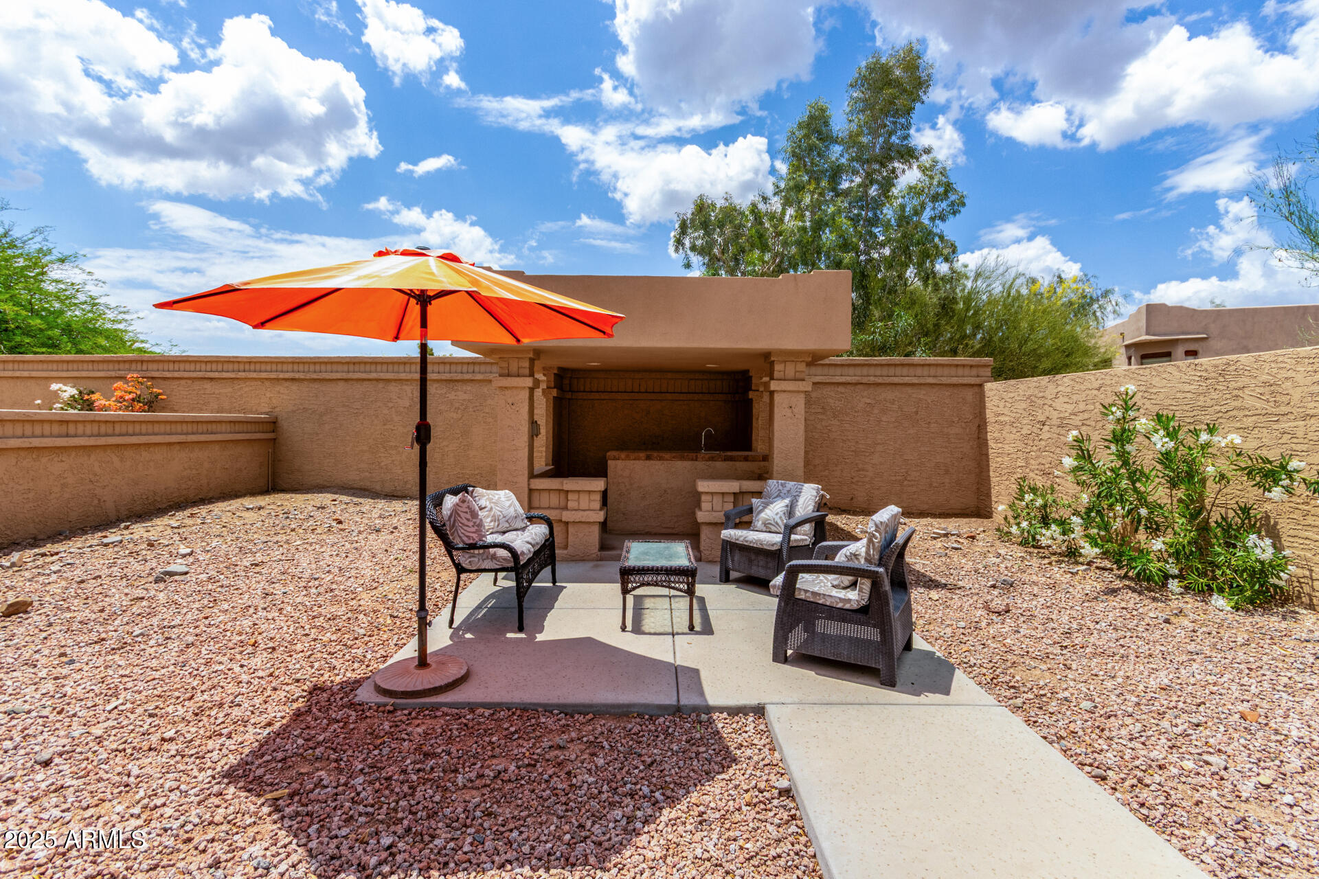 16448 E GLENBROOK Boulevard