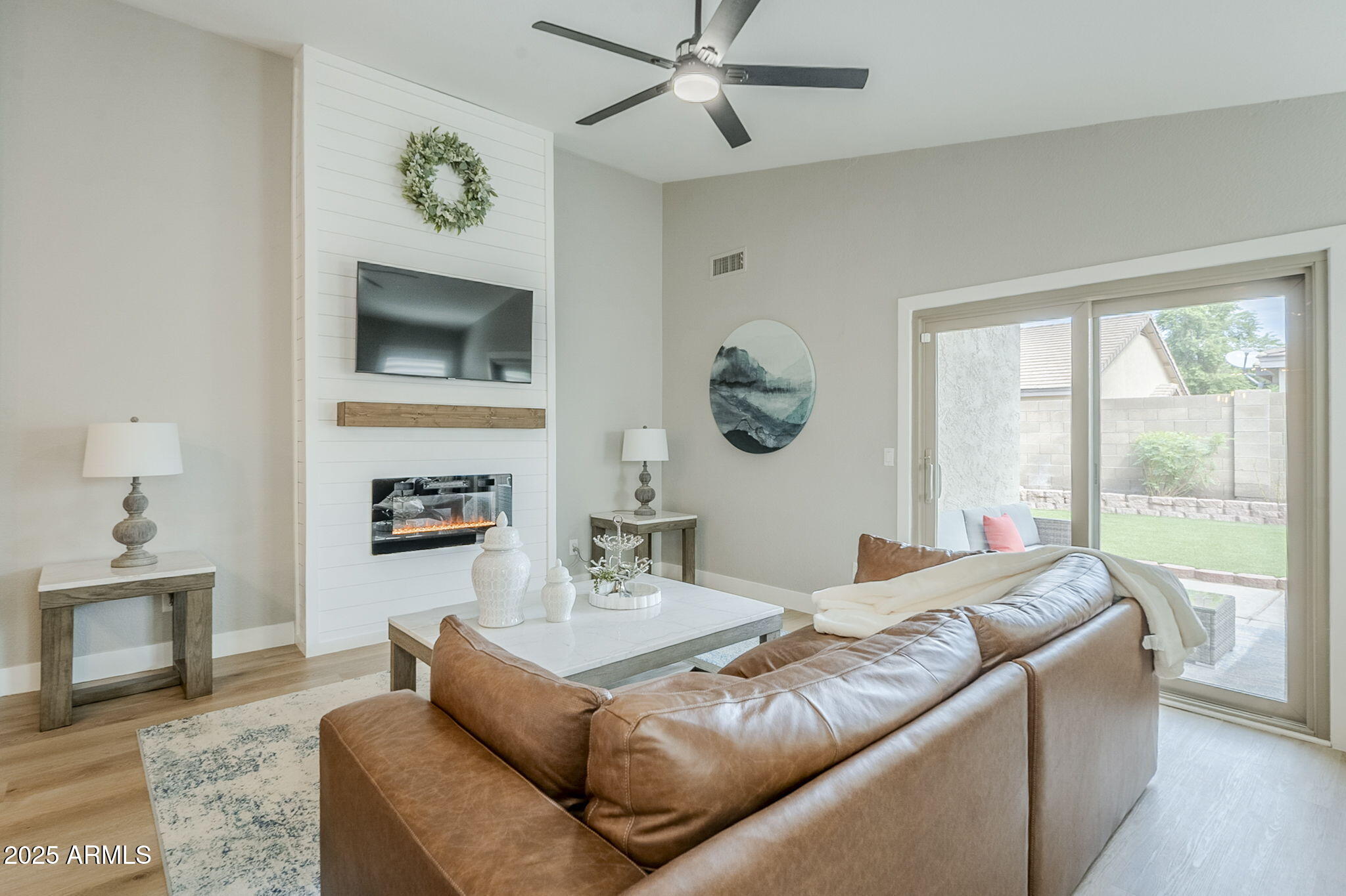 3112 E MILLBRAE Lane