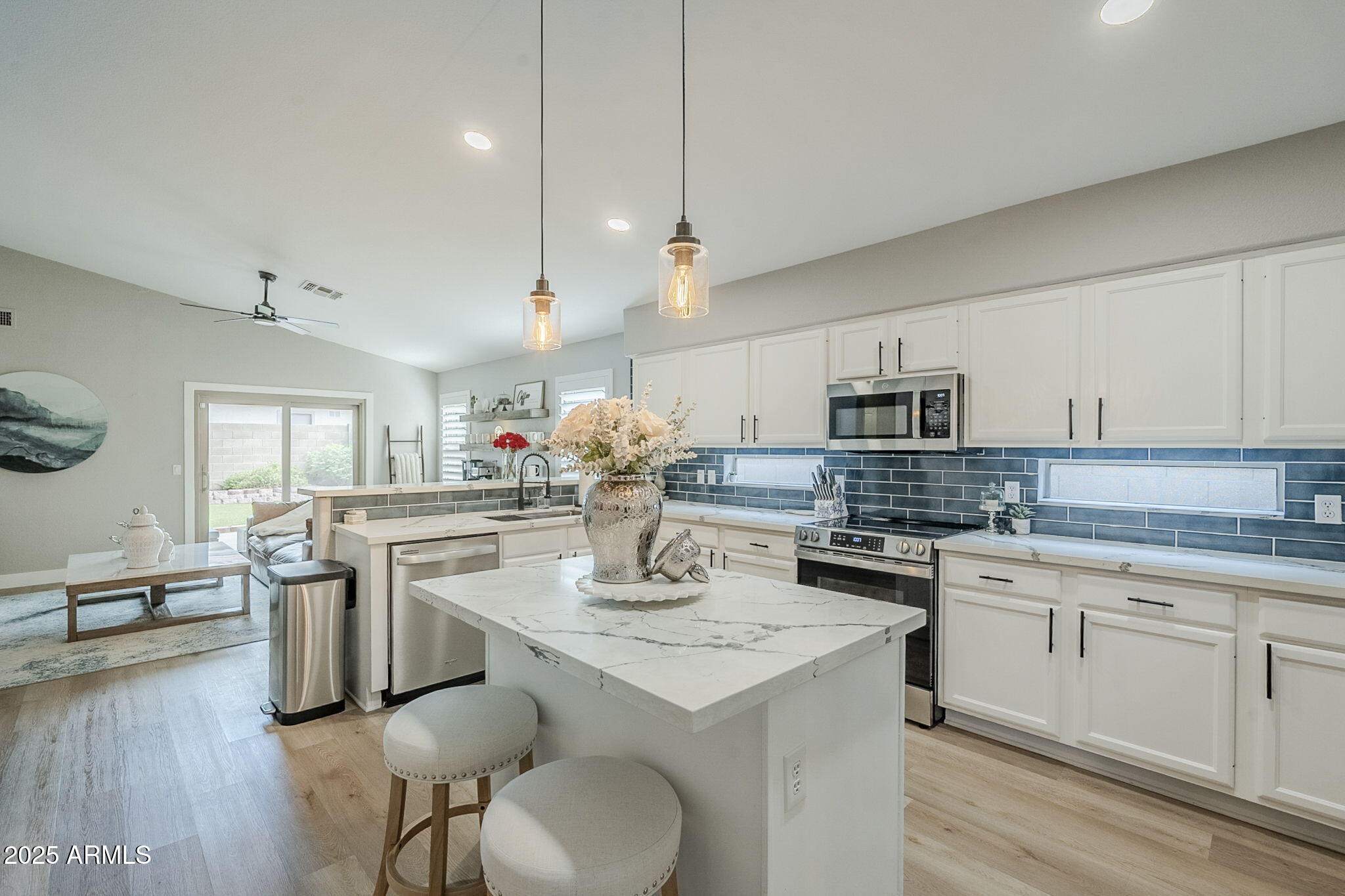 3112 E MILLBRAE Lane