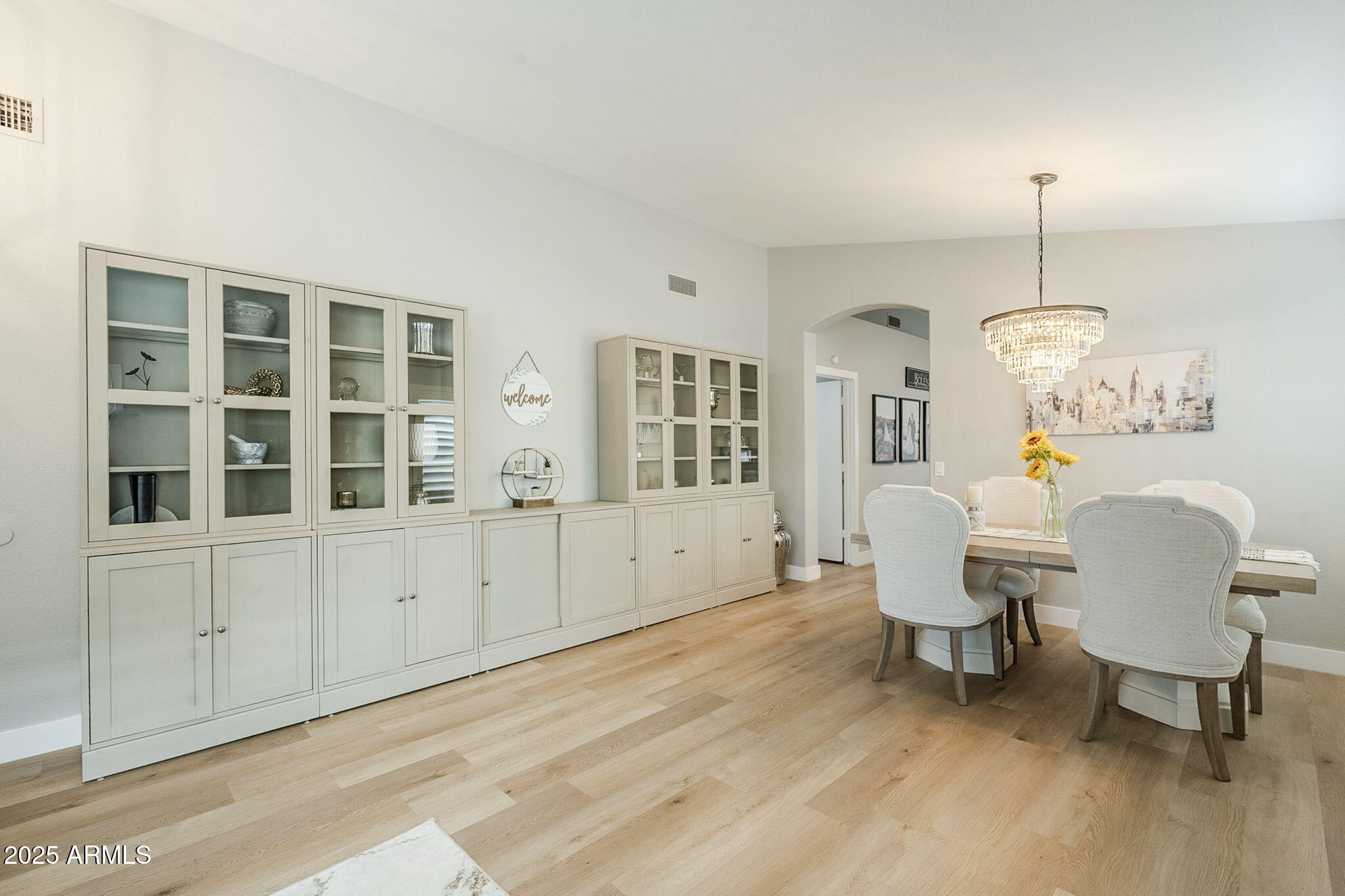 3112 E MILLBRAE Lane