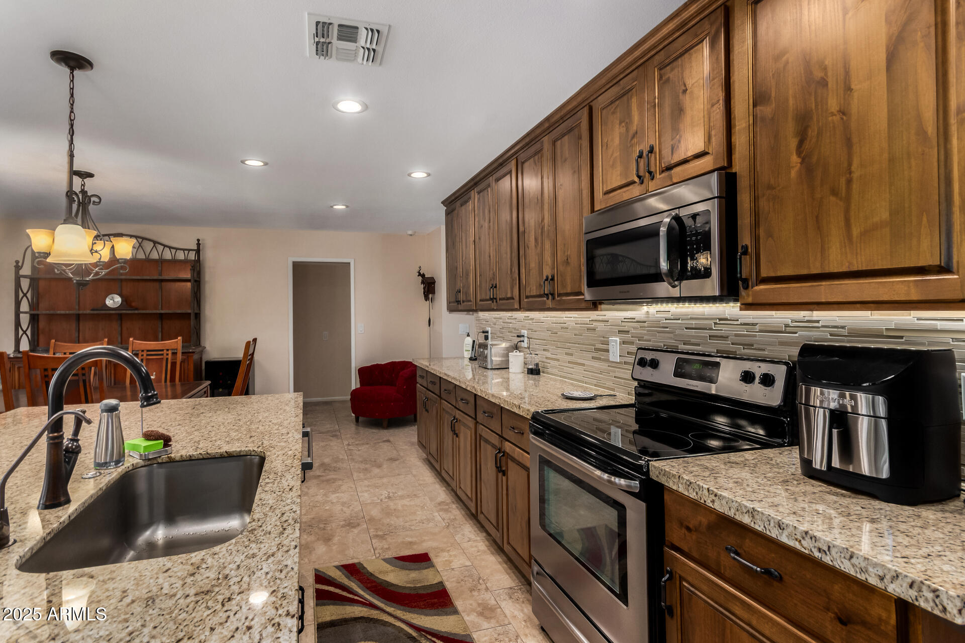 12802 N BLUE RIDGE Drive