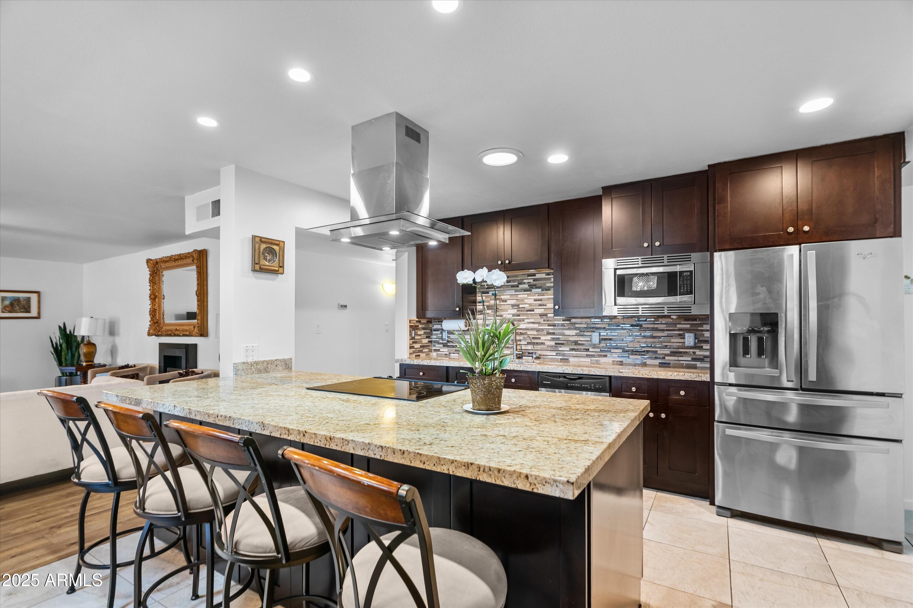 8407 E RANCHO VISTA Drive