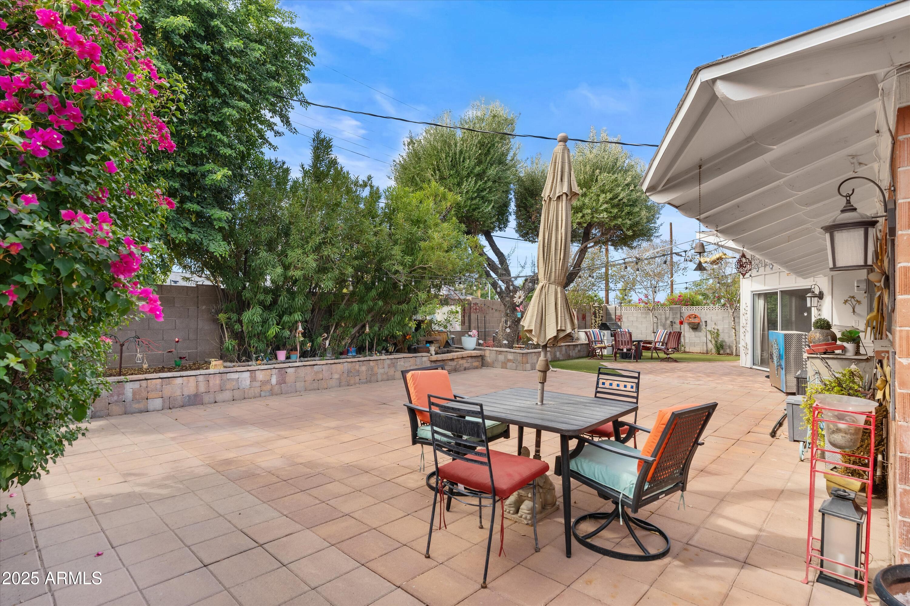 8407 E RANCHO VISTA Drive