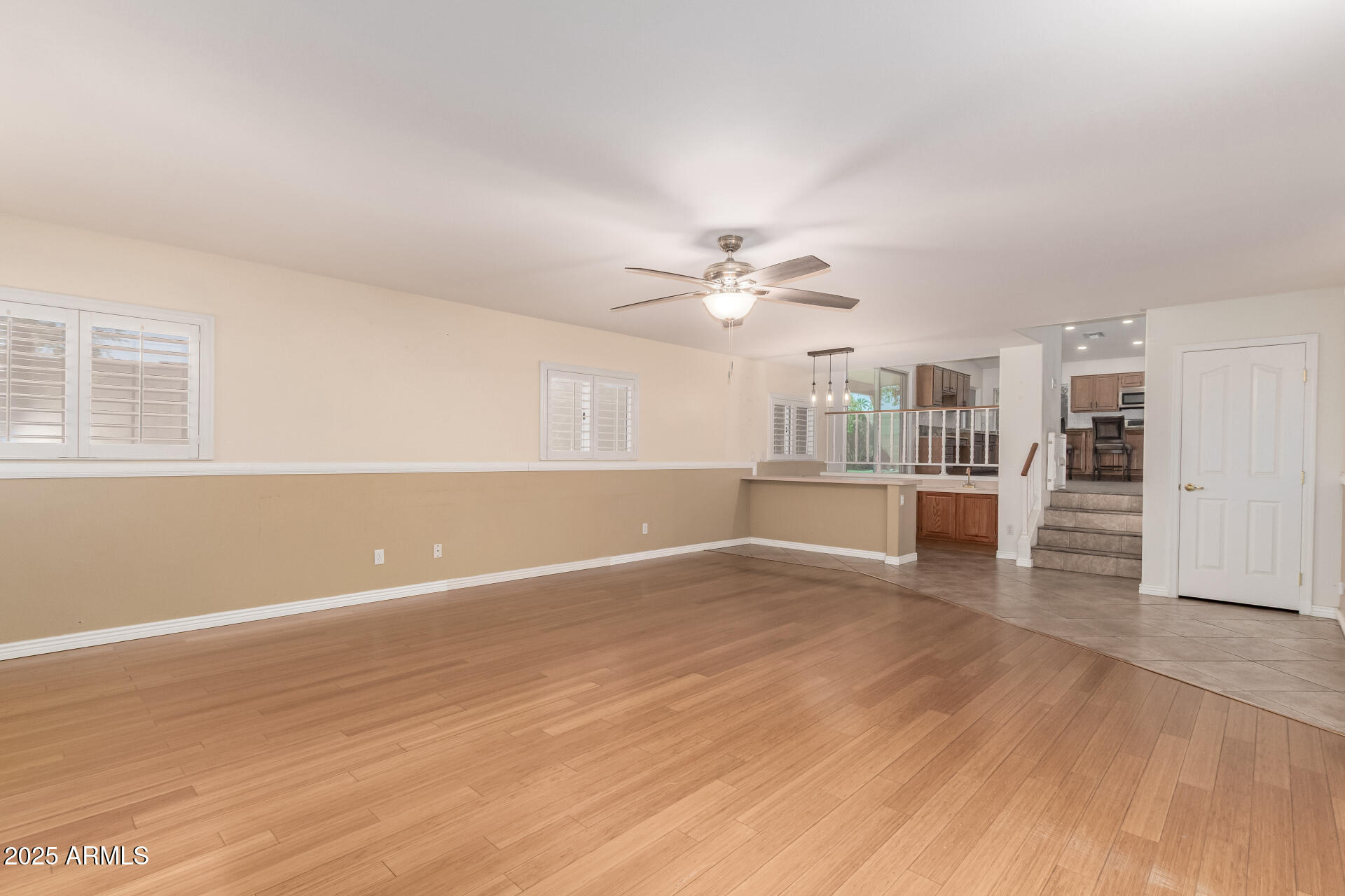 2625 E VERBENA Drive