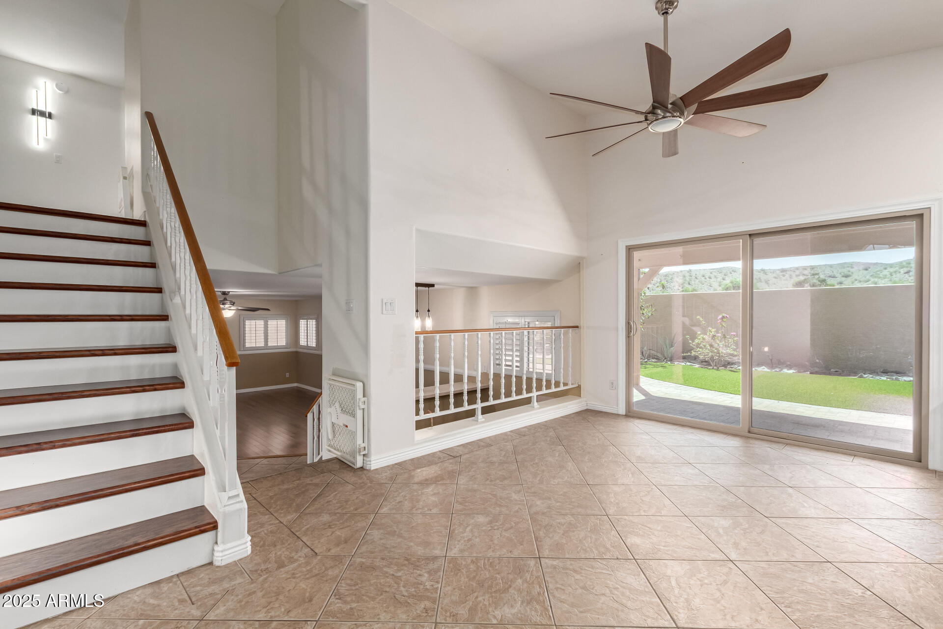 2625 E VERBENA Drive