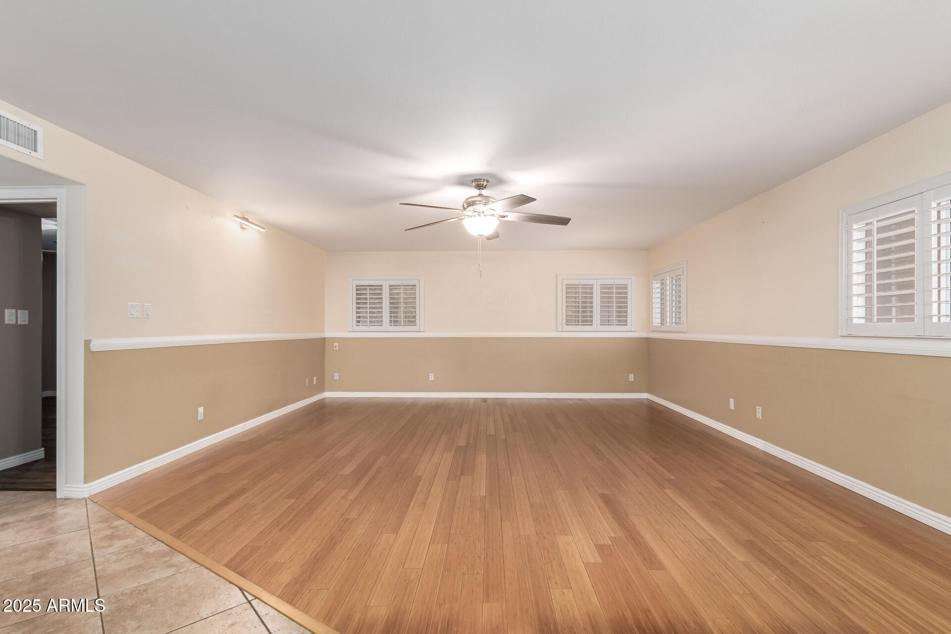 2625 E VERBENA Drive