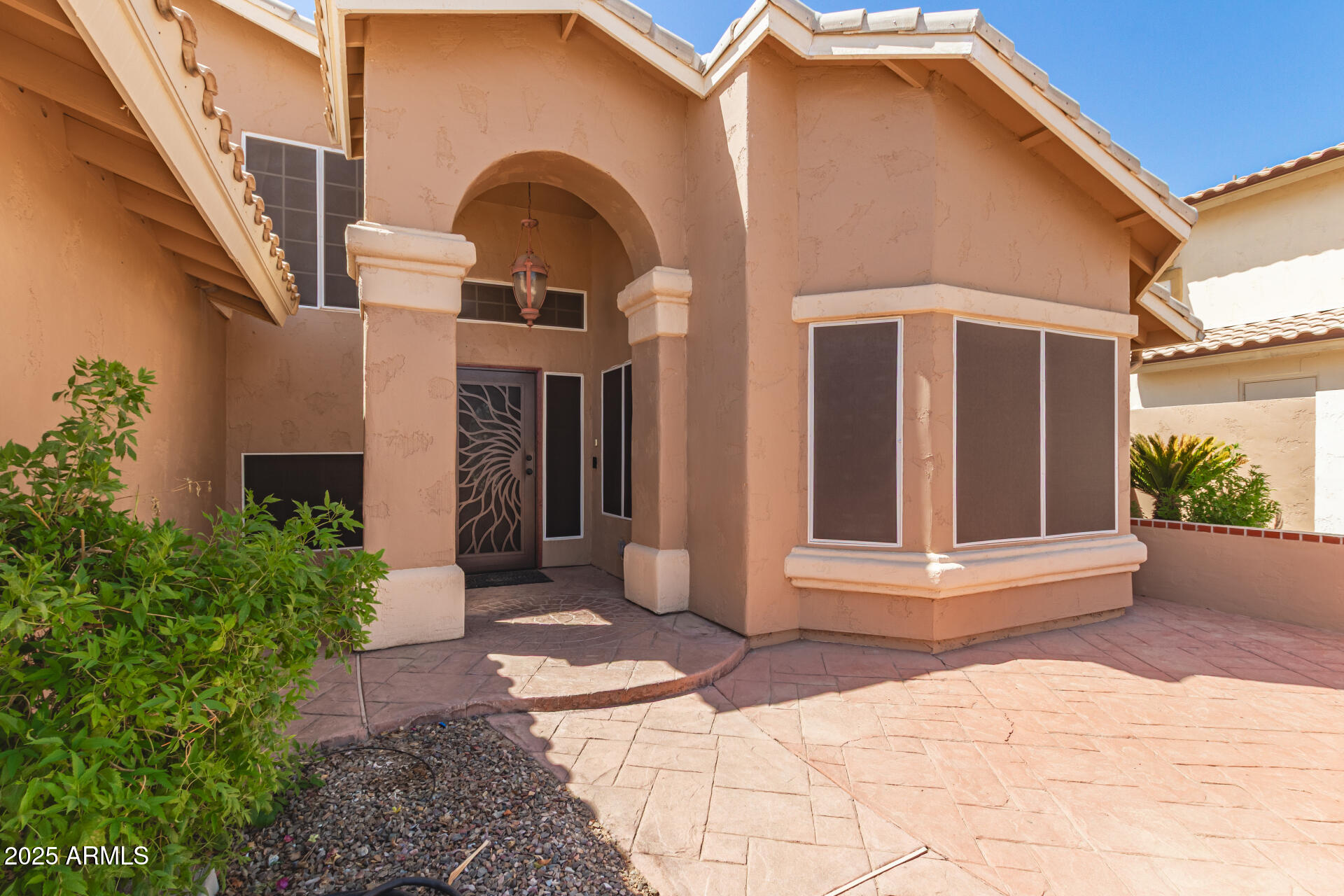 2625 E VERBENA Drive