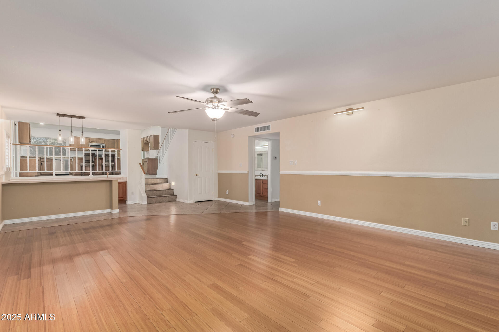 2625 E VERBENA Drive