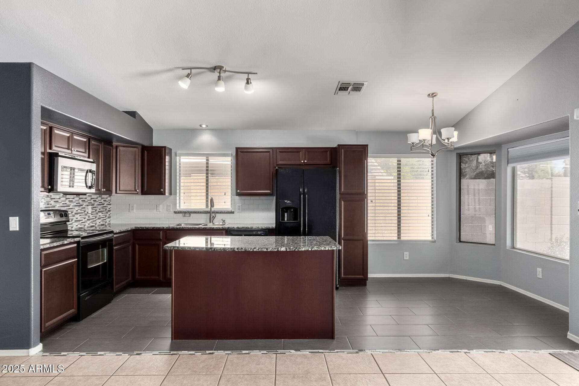 1421 S NIELSON Street