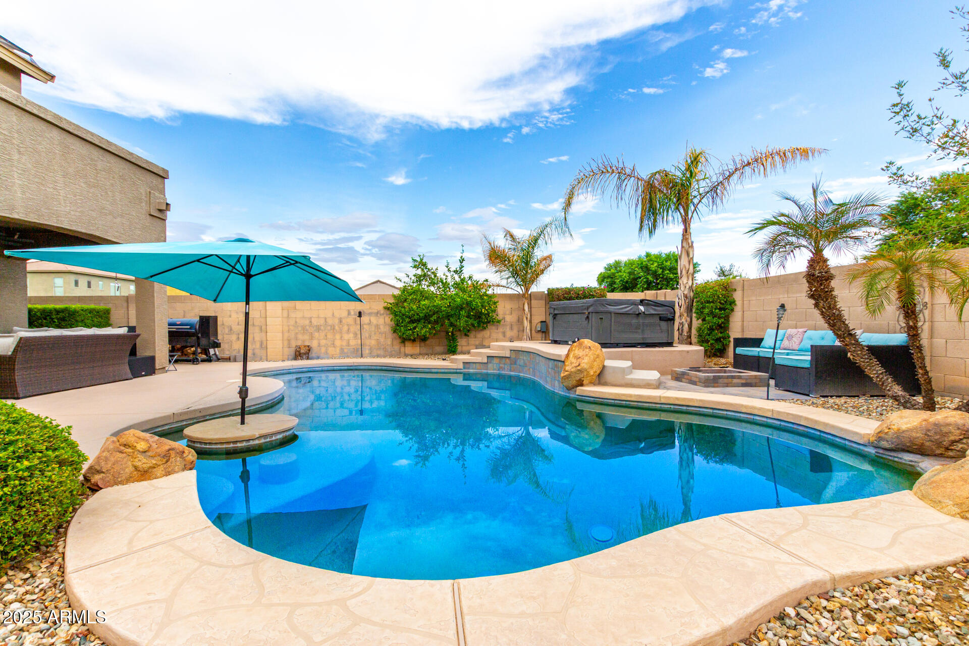 11907 W VILLA CHULA Court