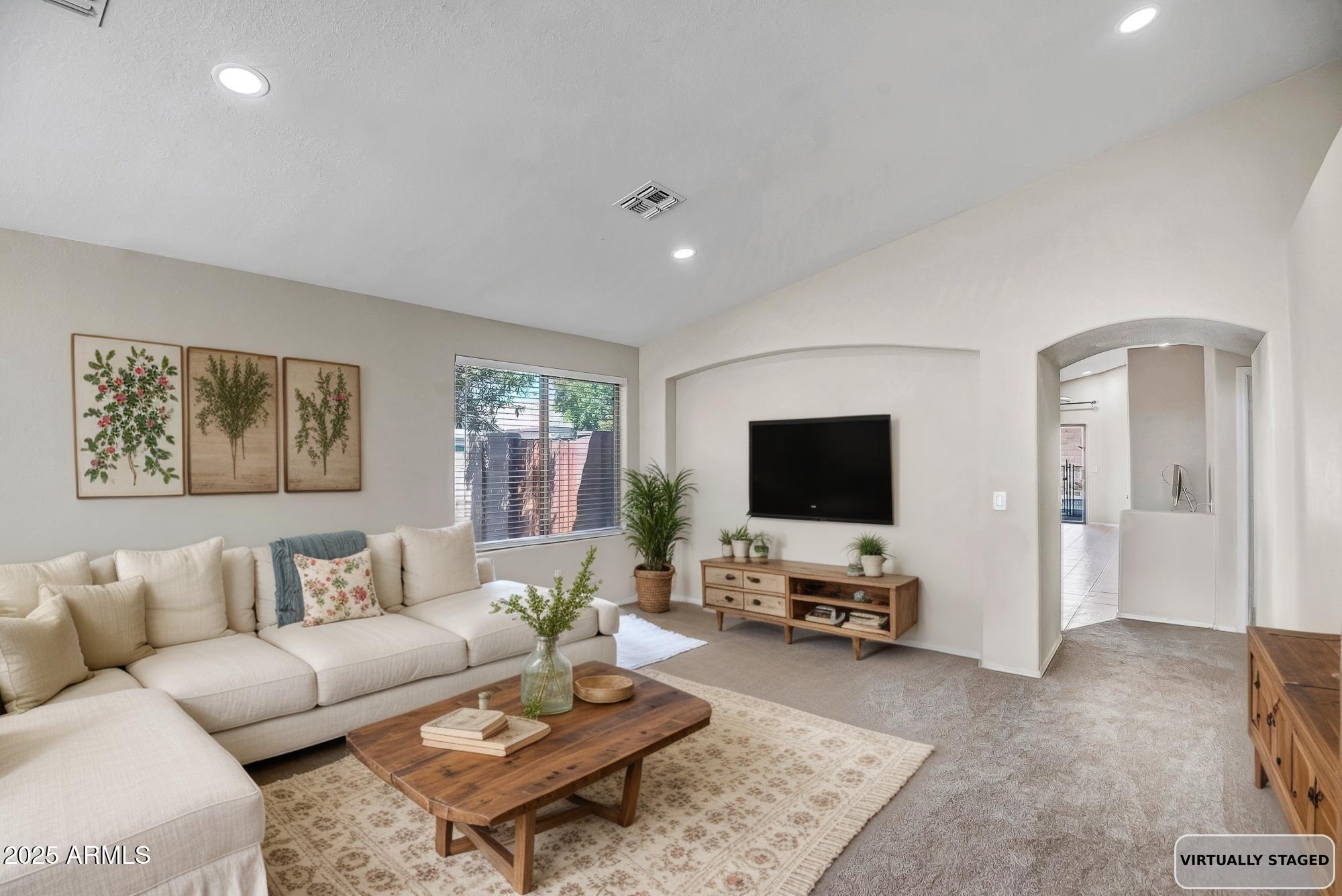 6426 W PRICKLY PEAR Trail