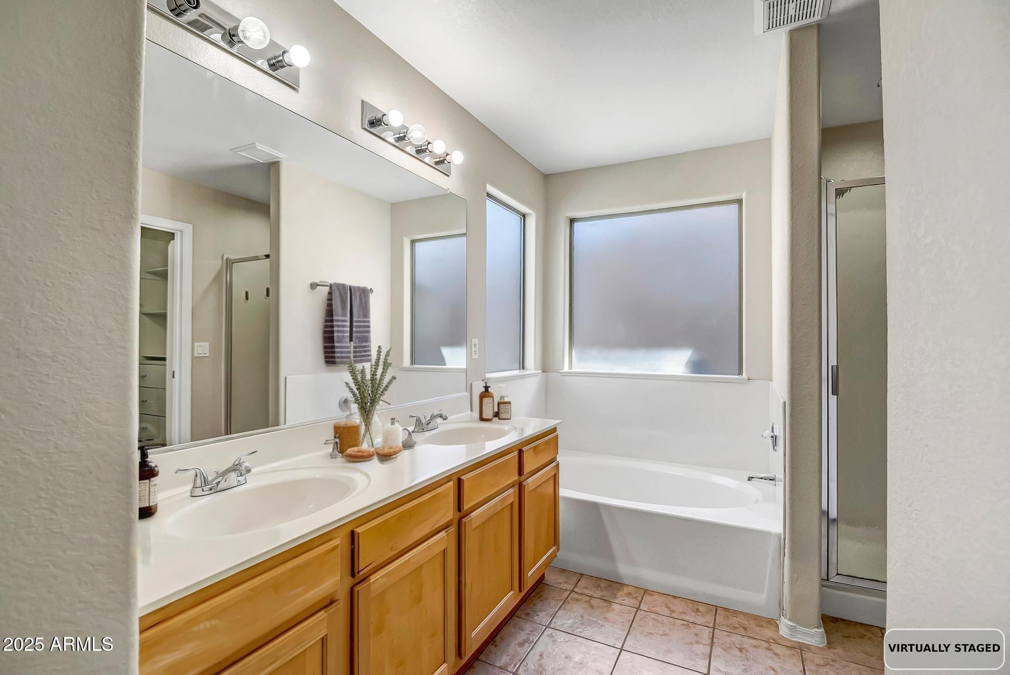 6426 W PRICKLY PEAR Trail