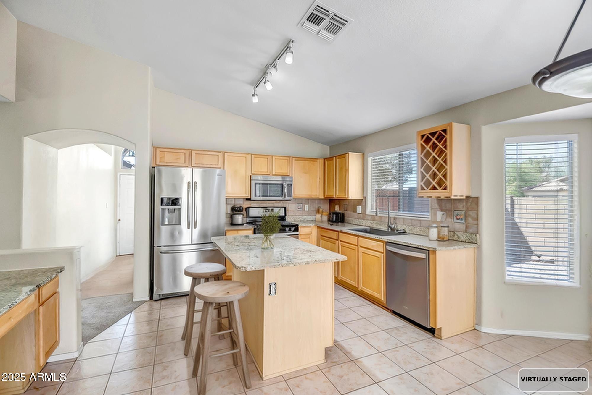 6426 W PRICKLY PEAR Trail