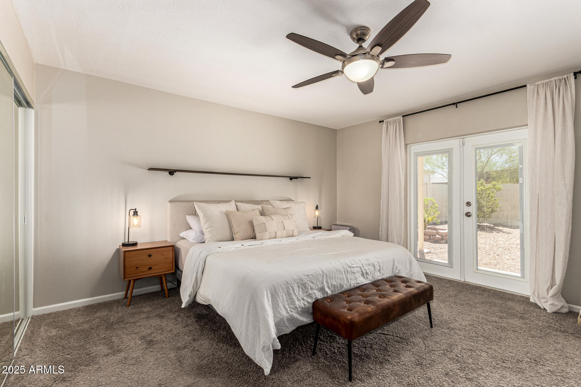 1659 E PALMCROFT Drive