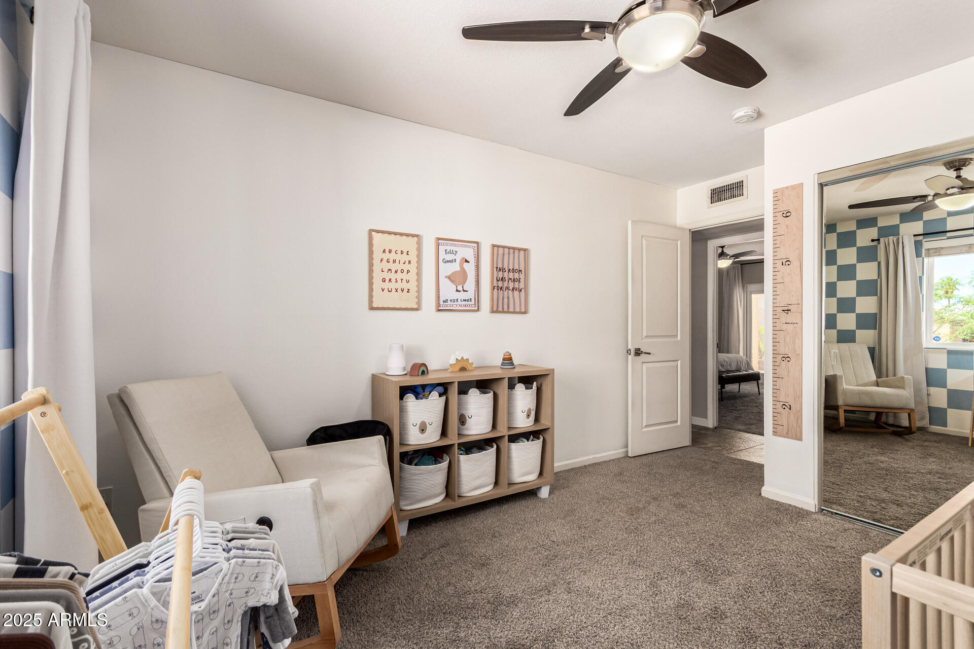 1659 E PALMCROFT Drive