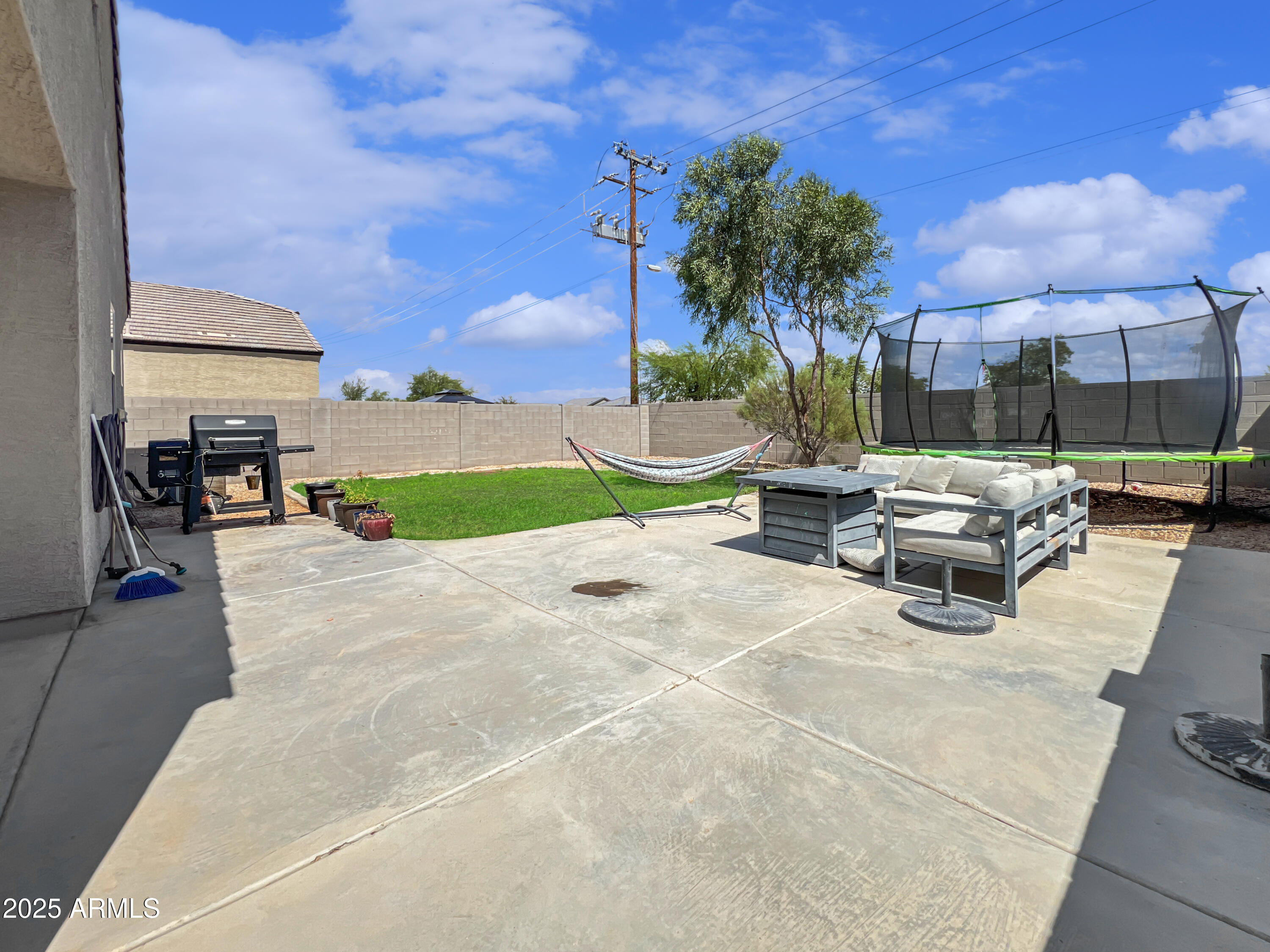 29825 N YUCCA Drive