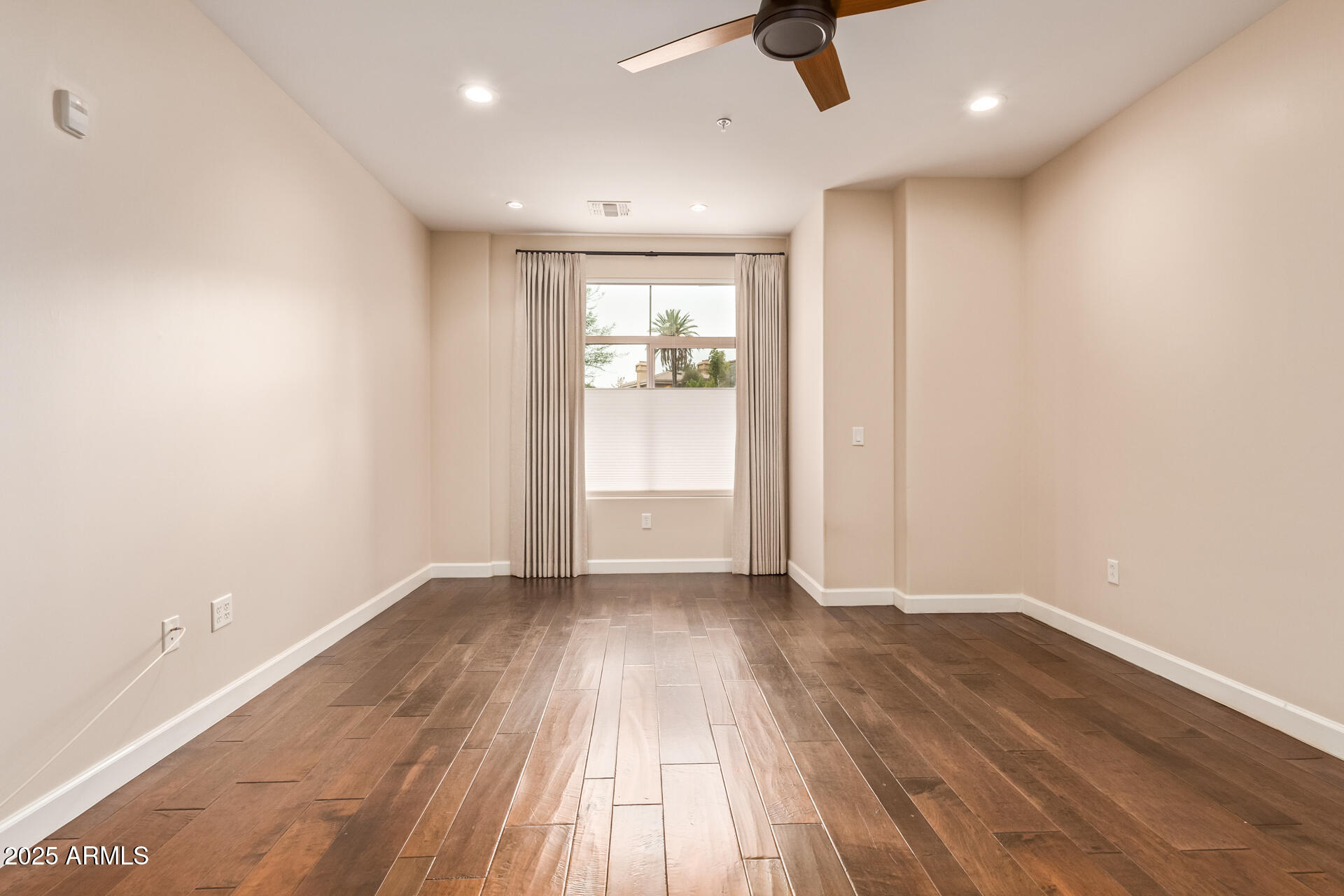 4909 N WOODMERE FAIRWAY, 1003