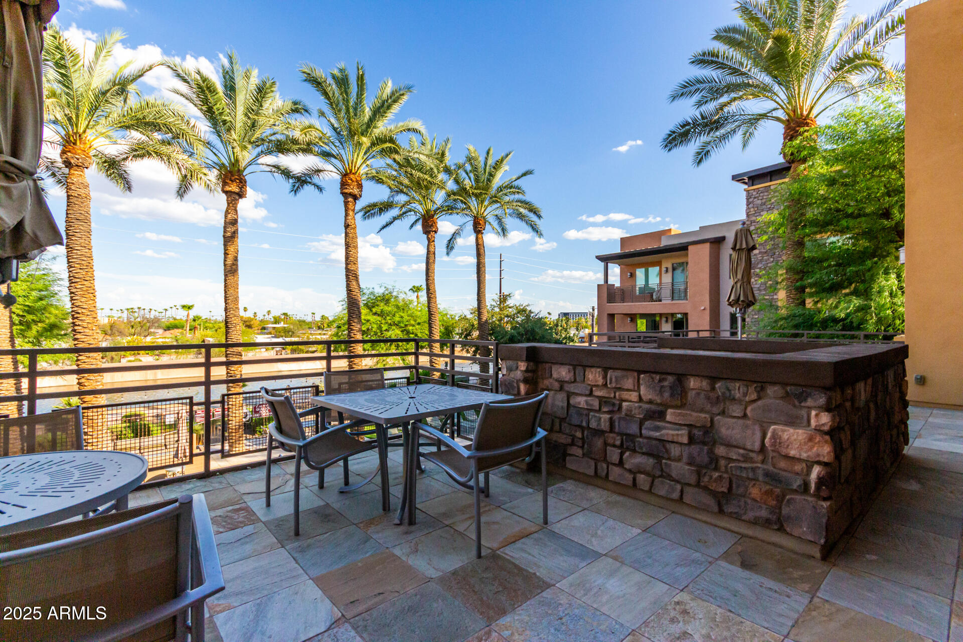 4909 N WOODMERE FAIRWAY, 1003