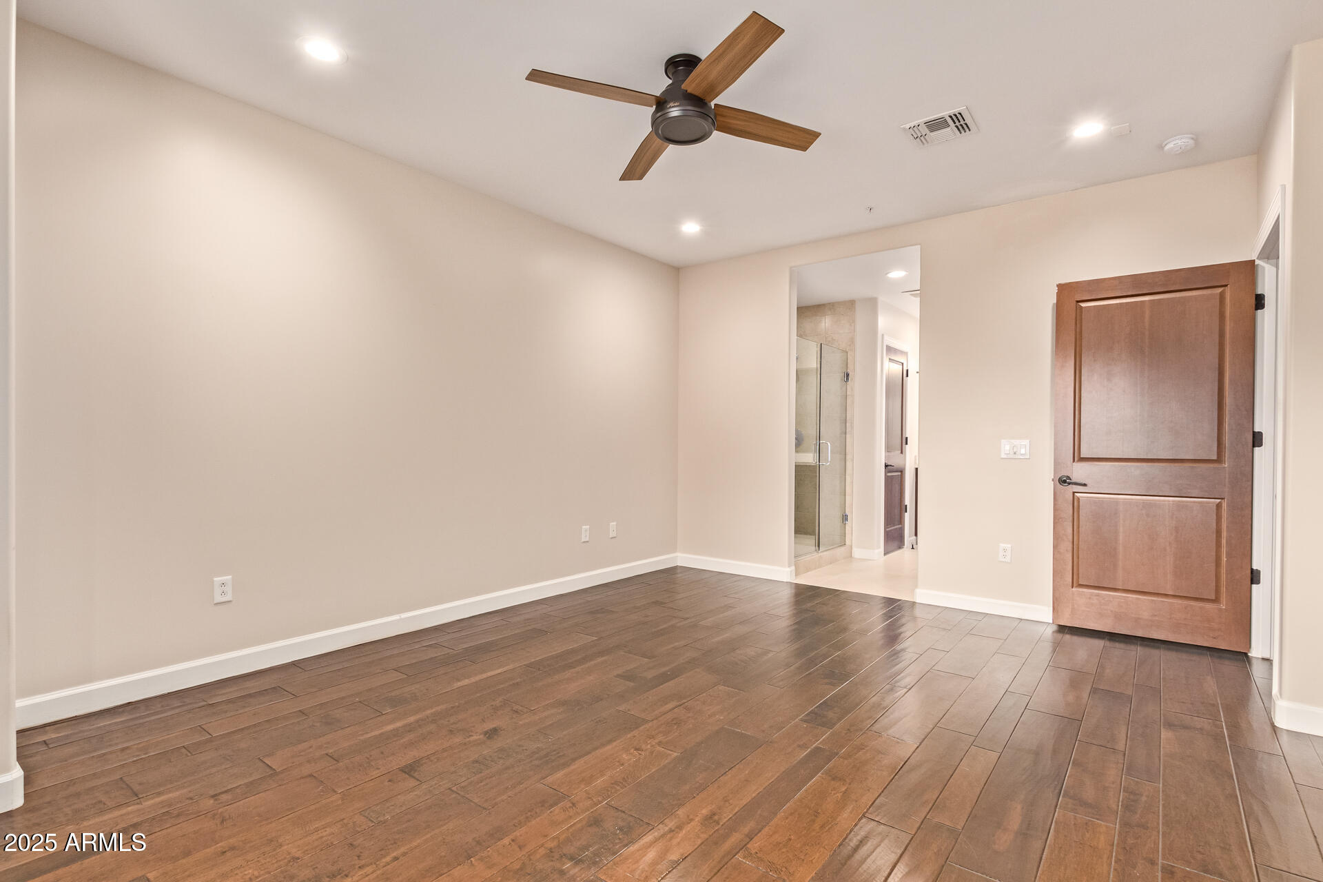 4909 N WOODMERE FAIRWAY, 1003
