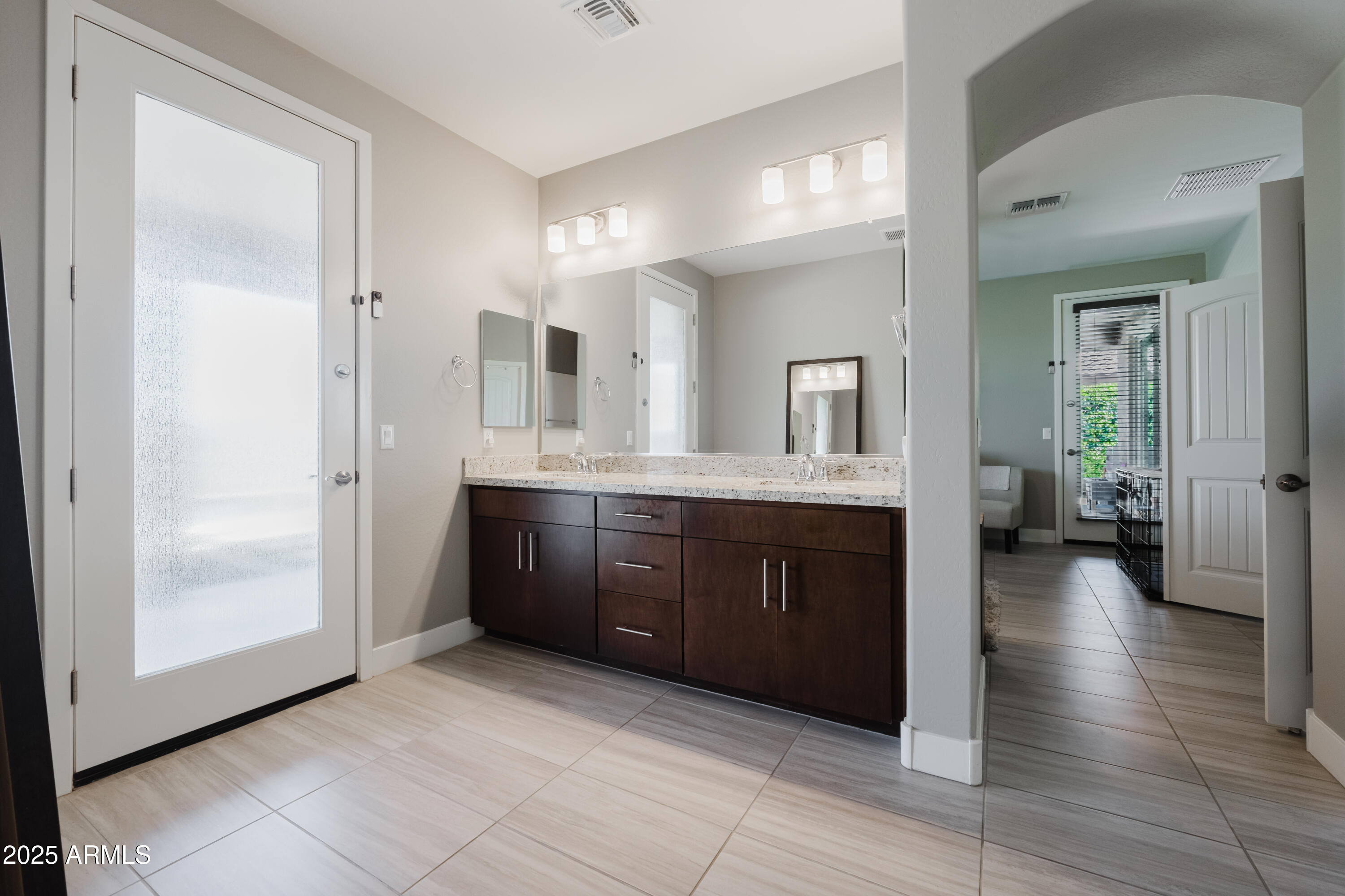 27700 N SILVERLEAF Road