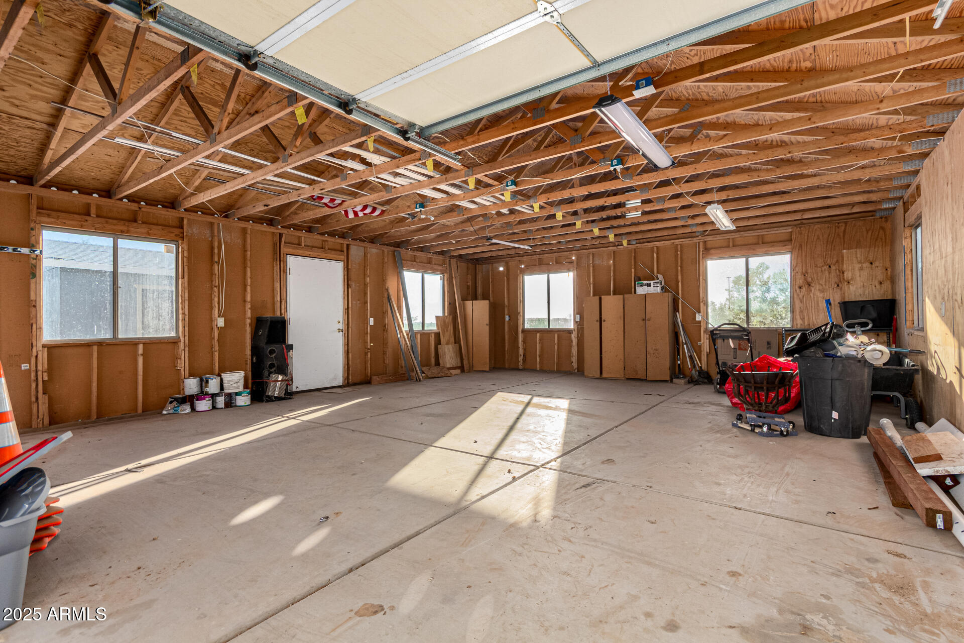 21137 W DOVE VALLEY Road, Wittmann