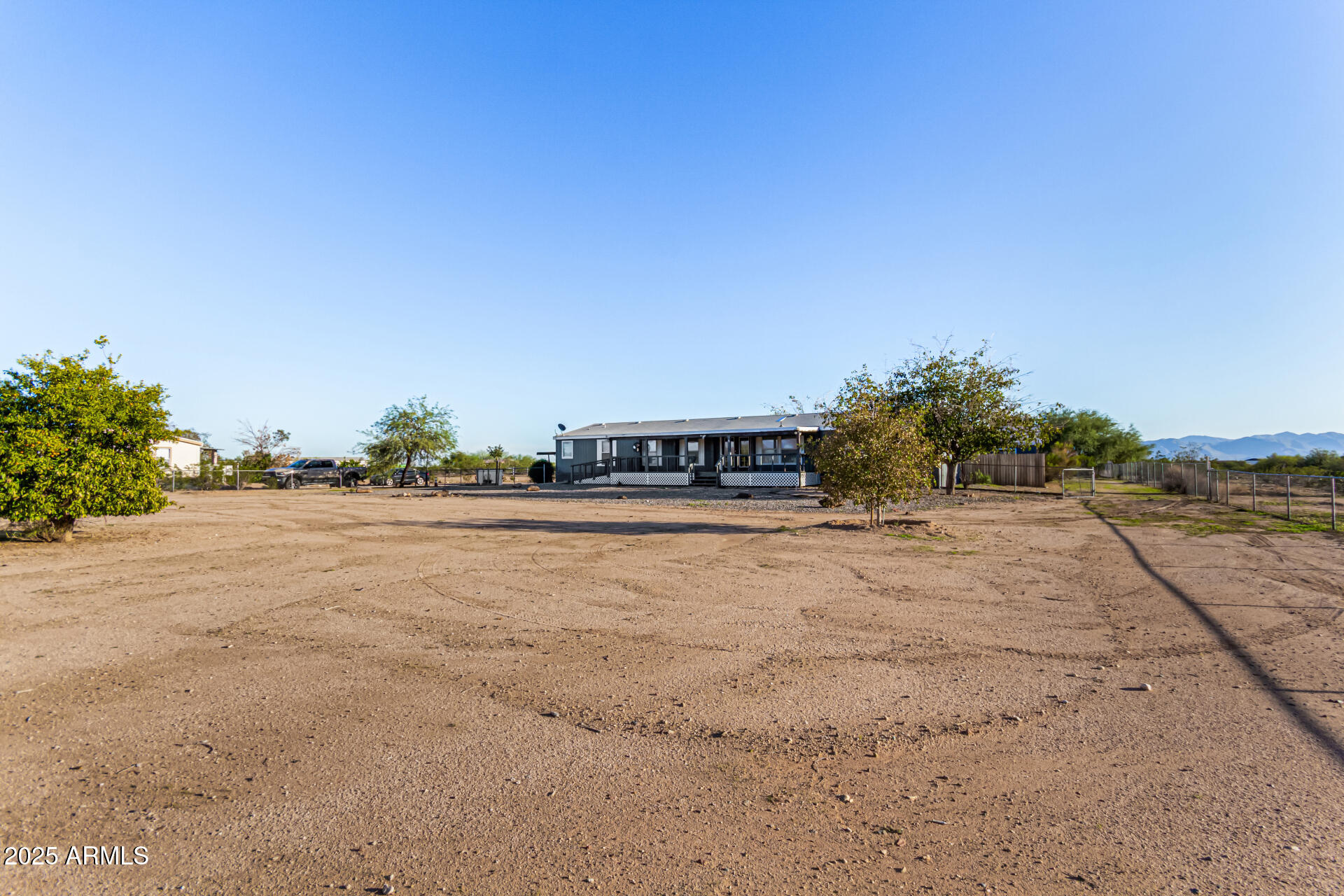 21137 W DOVE VALLEY Road, Wittmann