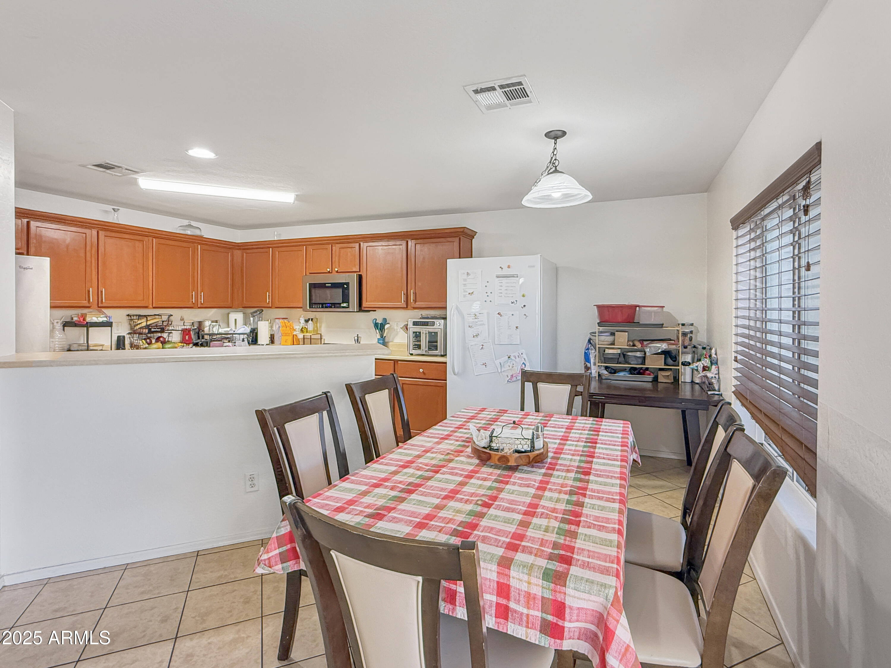 22248 W SHADOW Drive