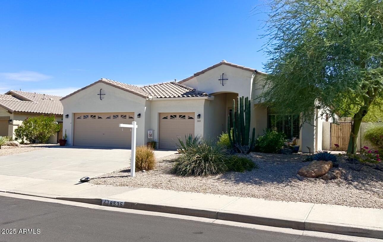 18535 W MCNEIL Street