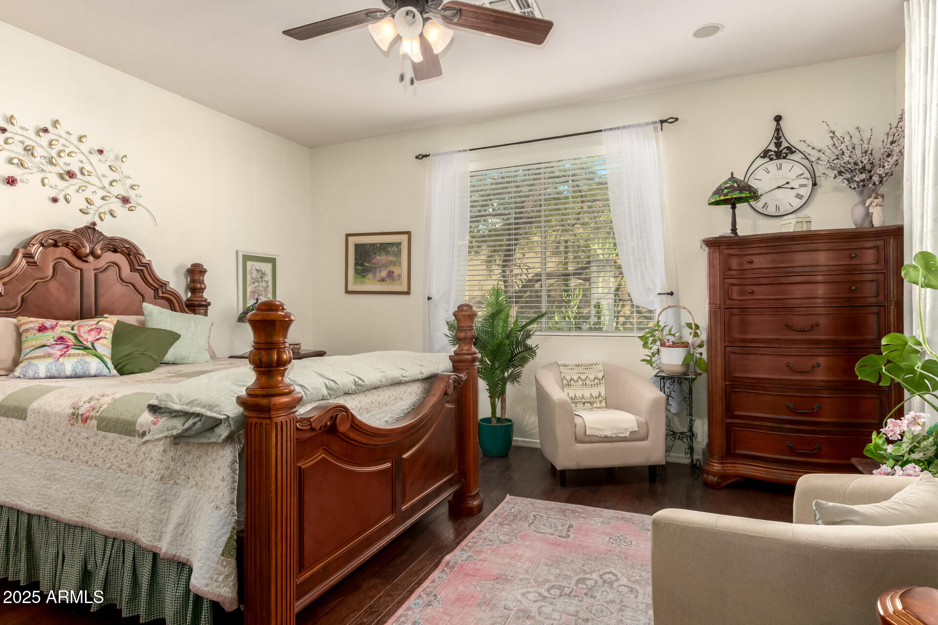 18535 W MCNEIL Street