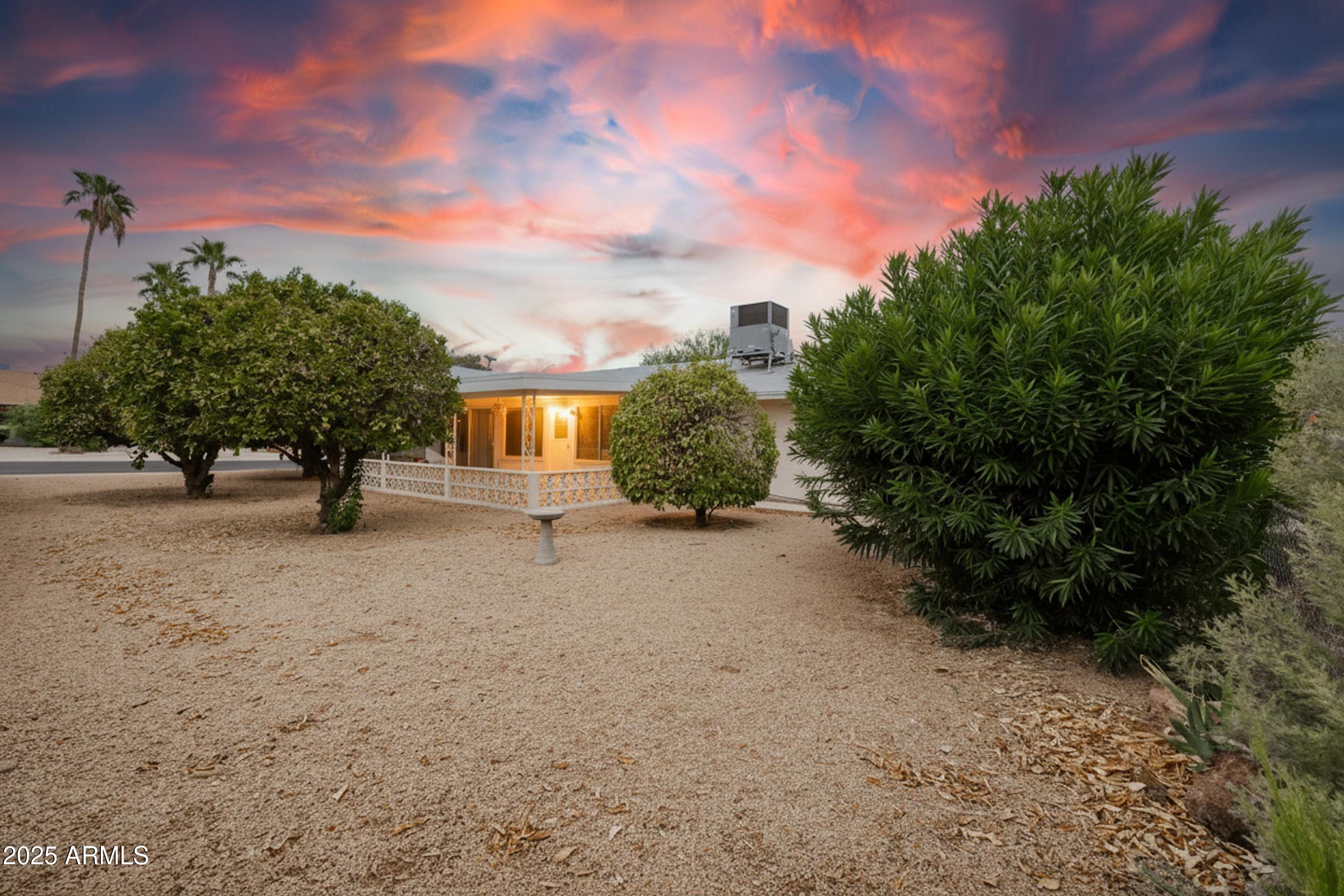 14240 N CRIMSON Drive